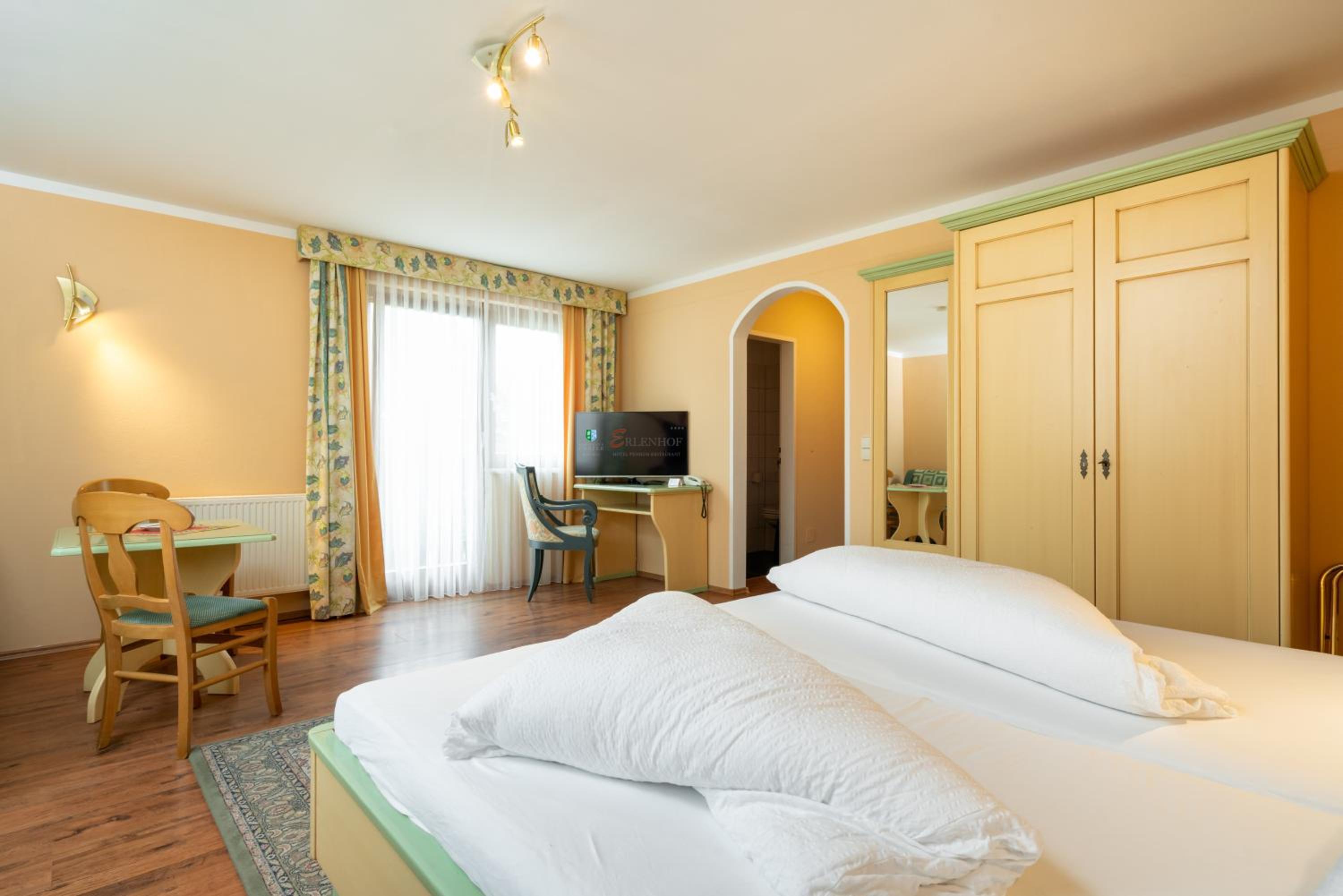 Superior Double Room - Photo 4