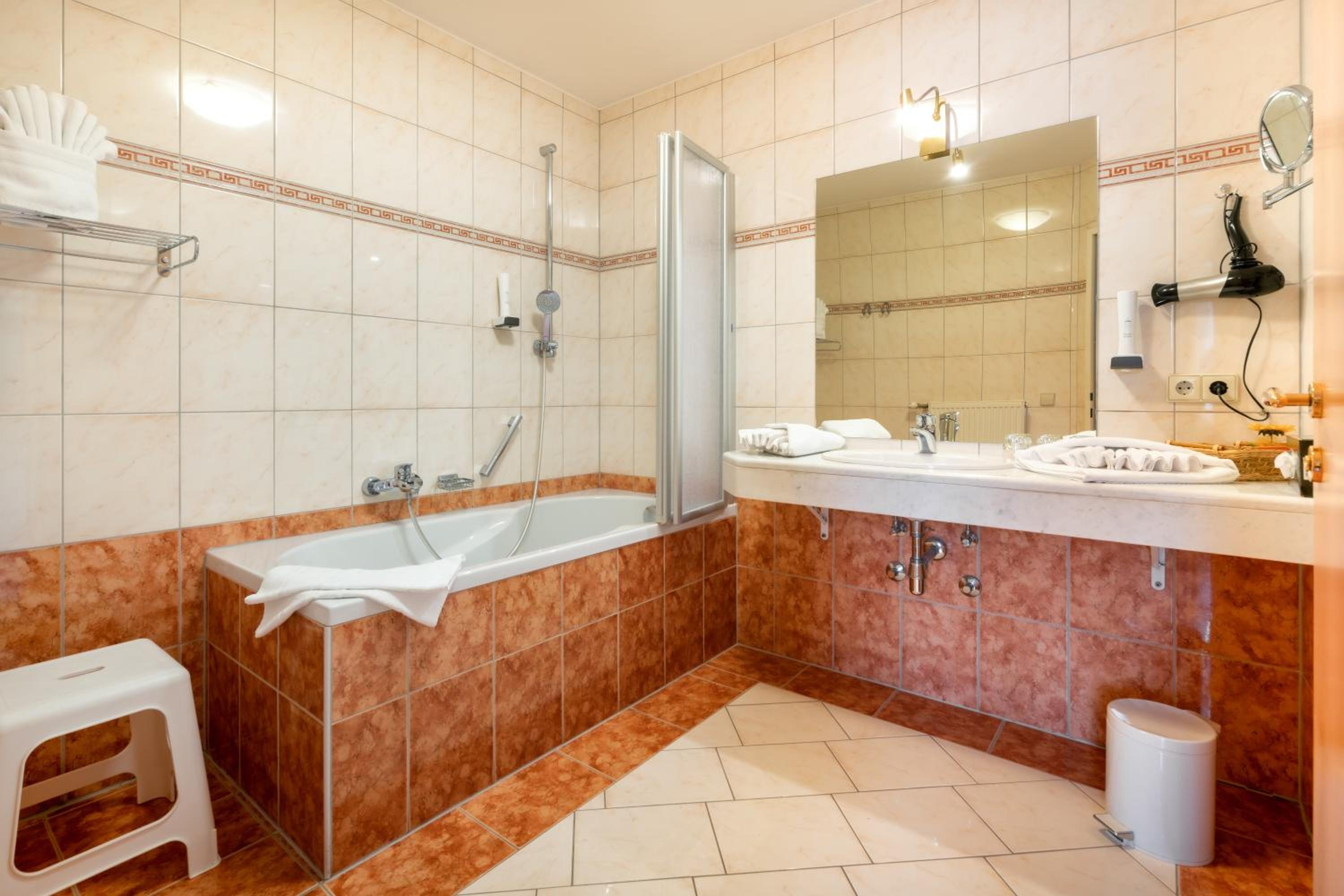 Superior Double Room - Photo 9