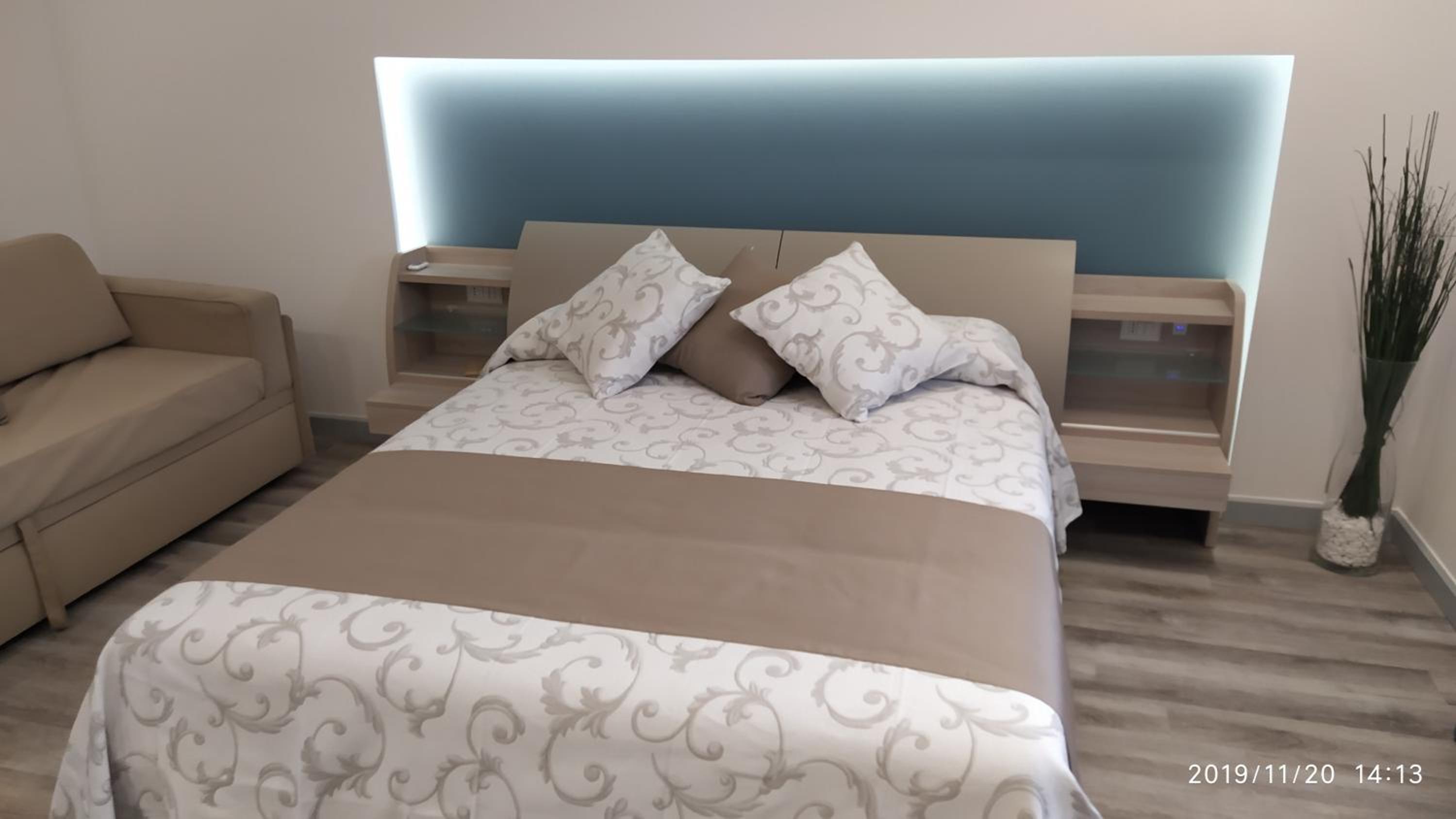 Deluxe Quadruple Room - Photo 23