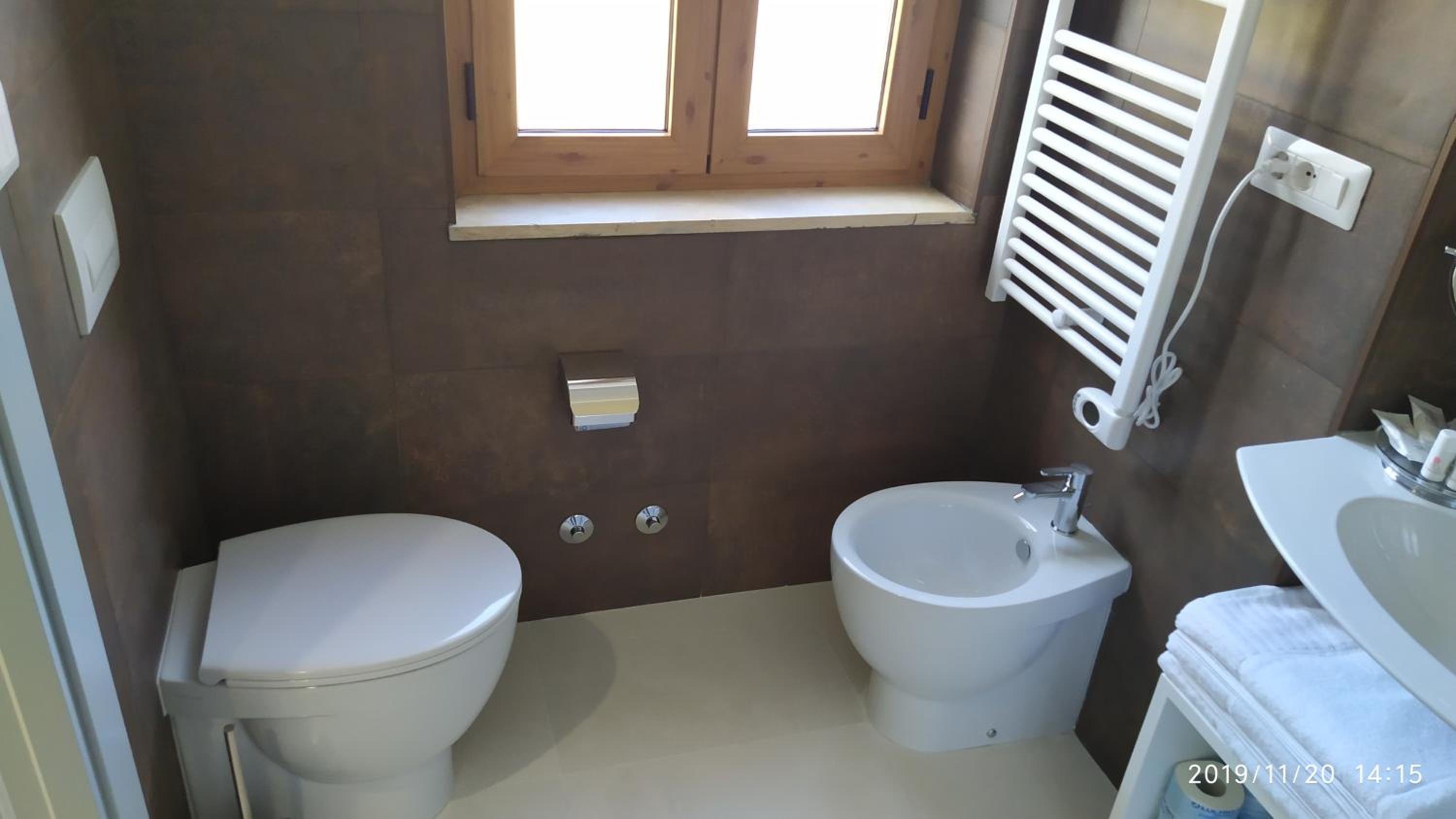 Deluxe Quadruple Room - Photo 43