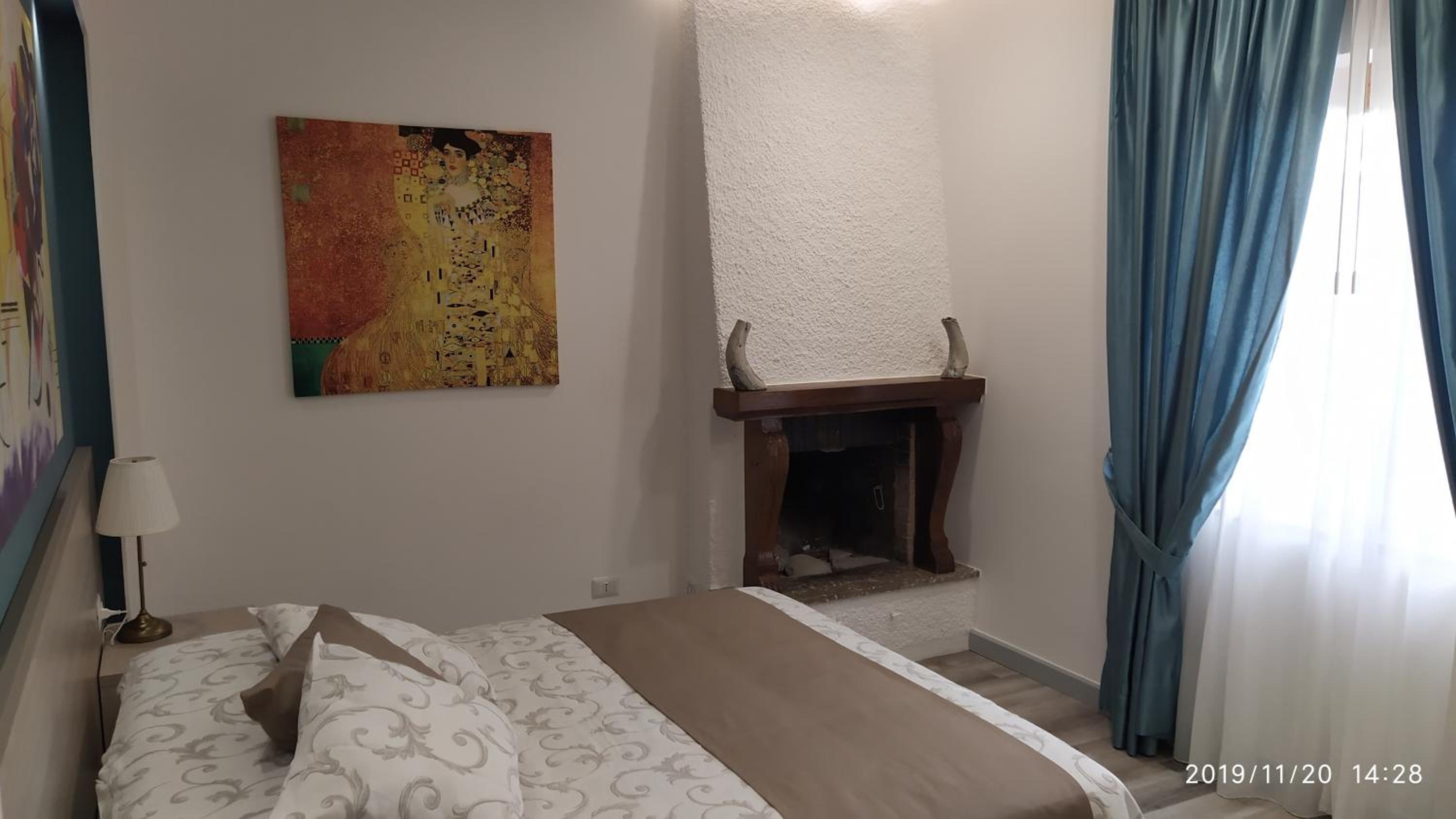 Deluxe Double Room with Side Sea View - Photo 29