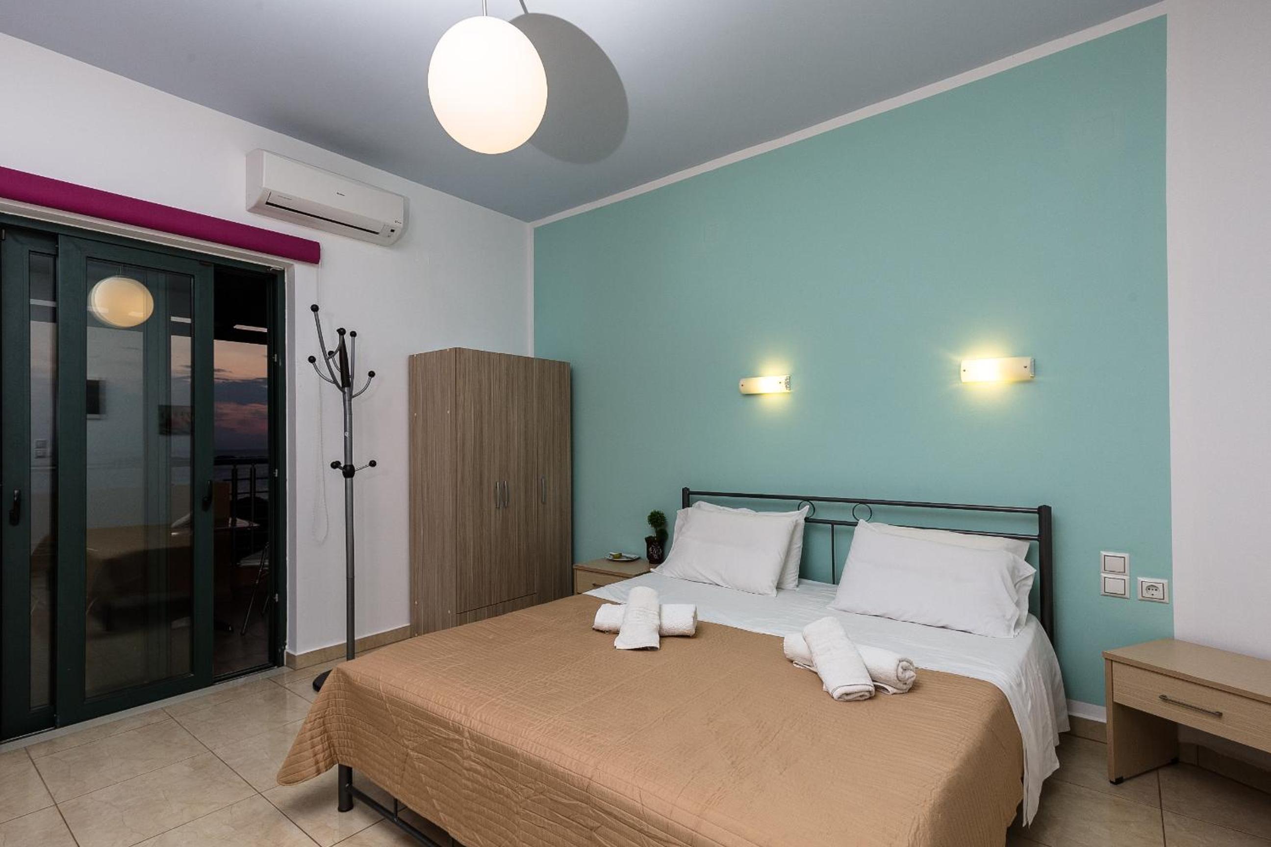 Studio with Sea View