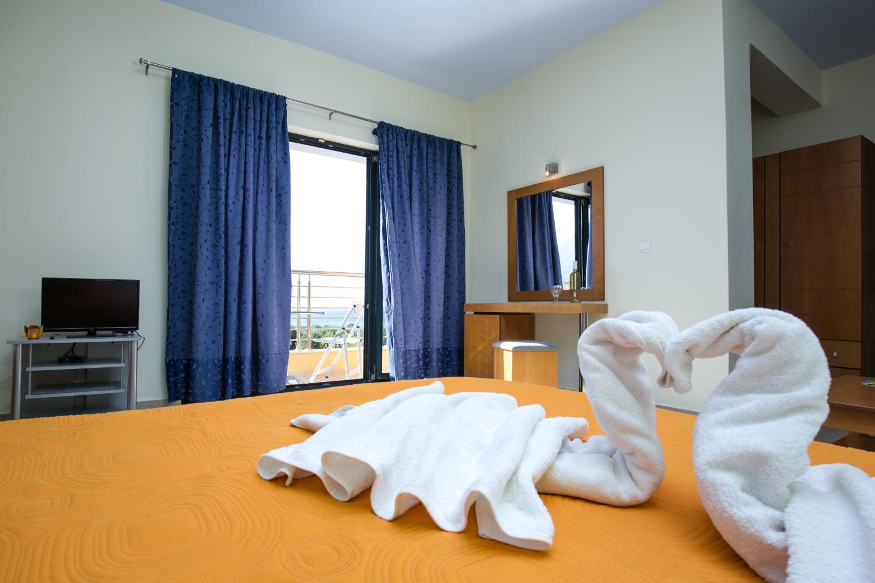 Studio with Sea View