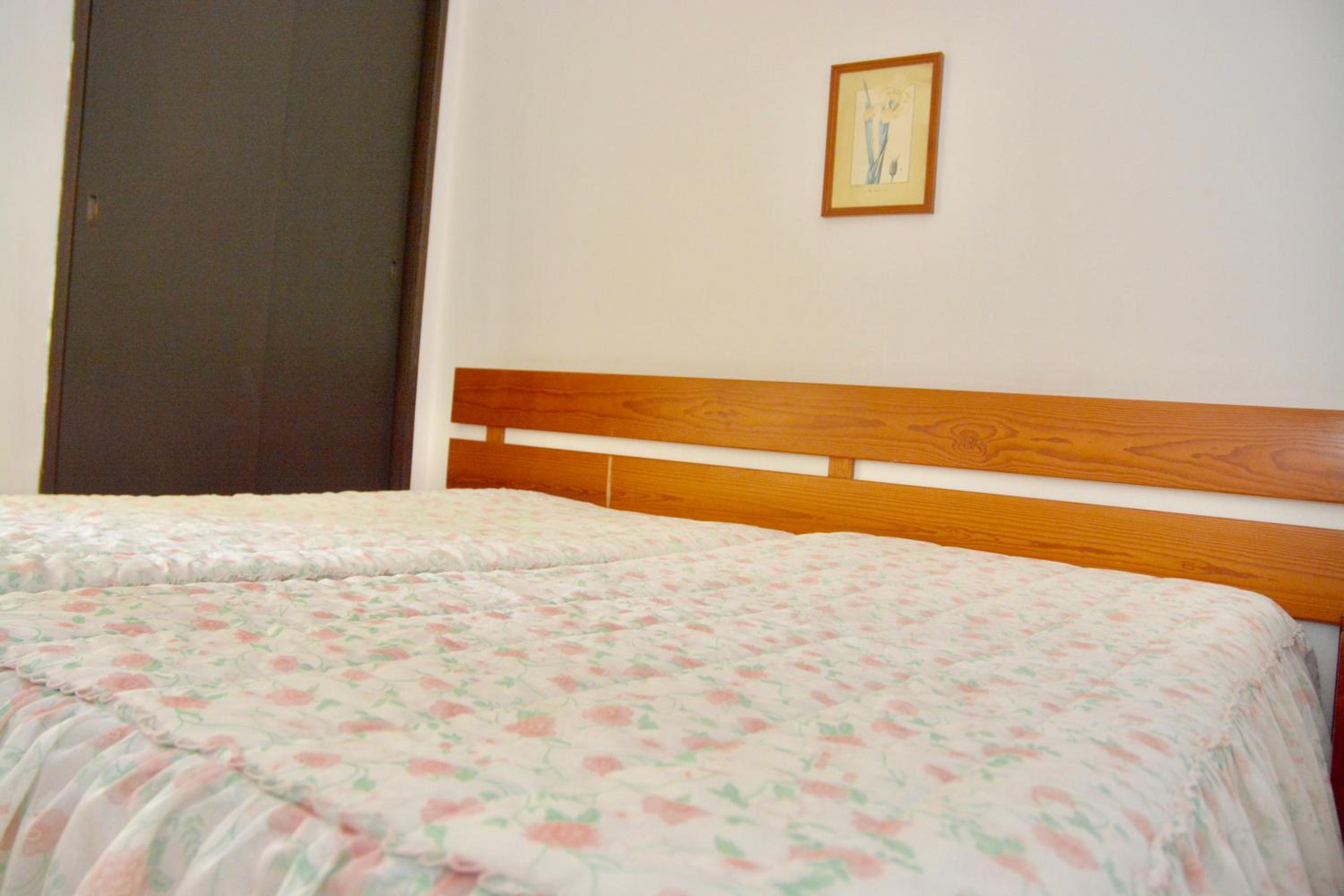 One-Bedroom Apartment - Photo 6