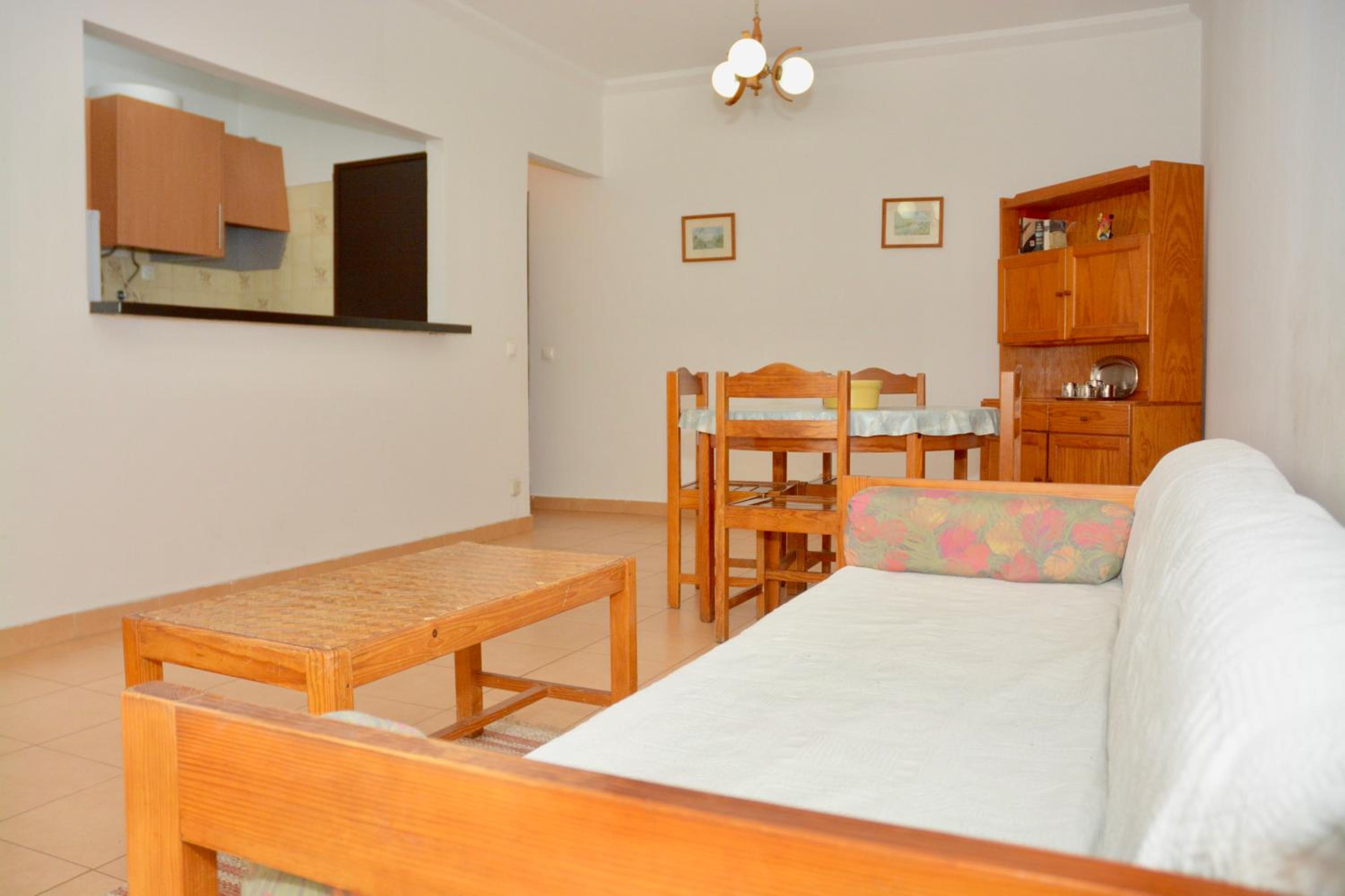 One-Bedroom Apartment - Photo 31
