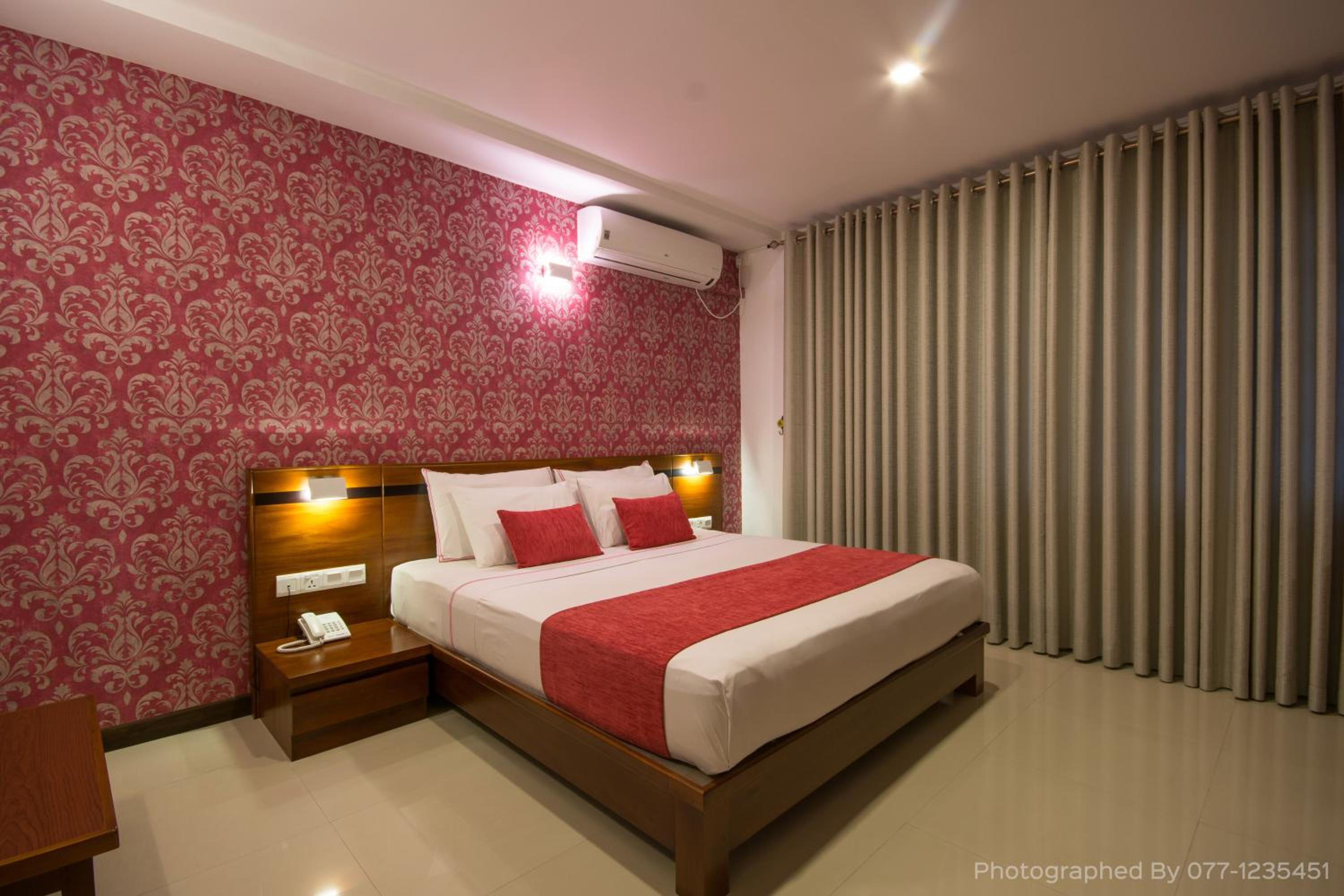 Deluxe Double or Twin Room with Balcony photo 3