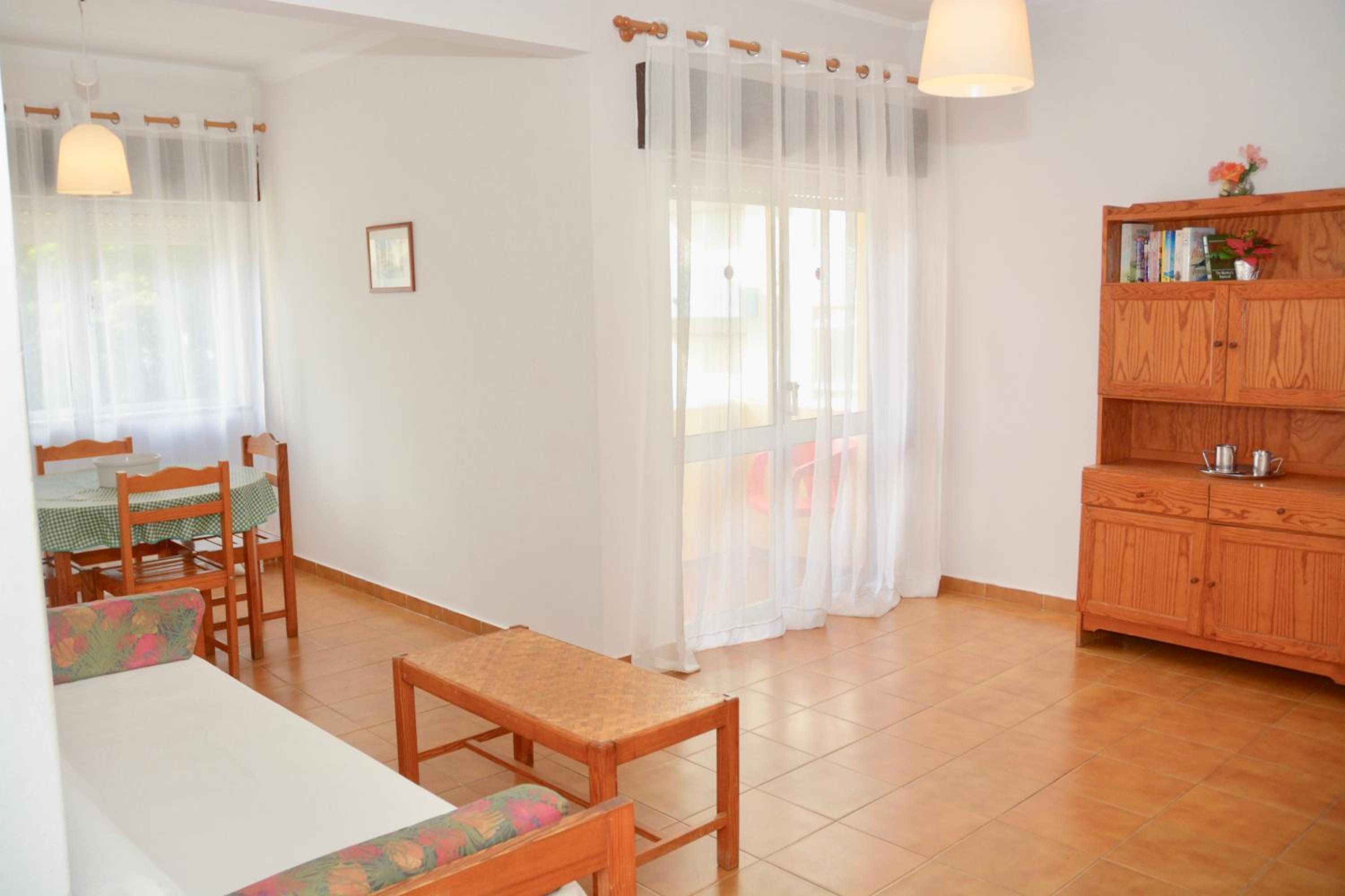 One-Bedroom Apartment - Photo 25