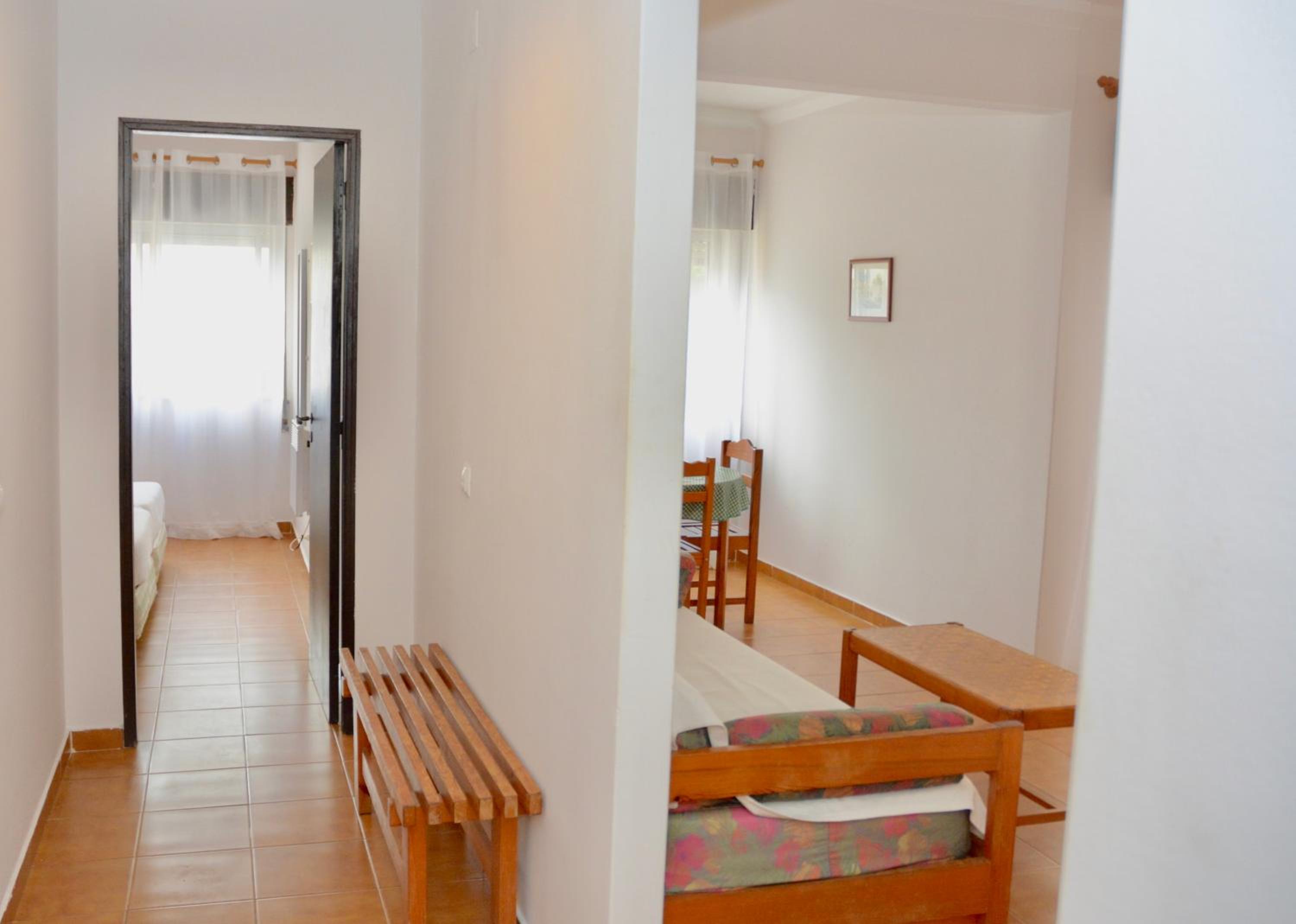 One-Bedroom Apartment - Photo 26
