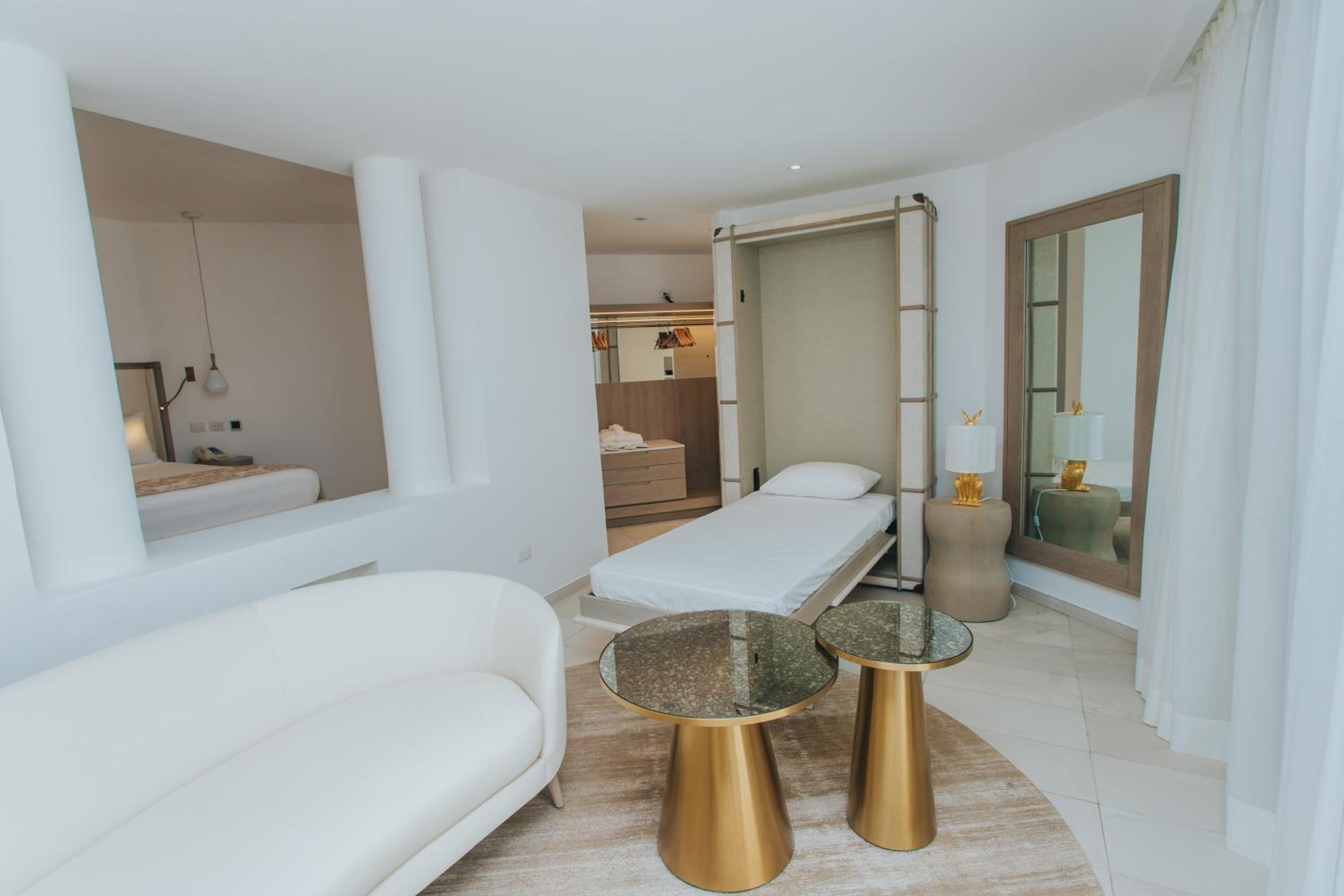 Platinum Suite - Photo 7