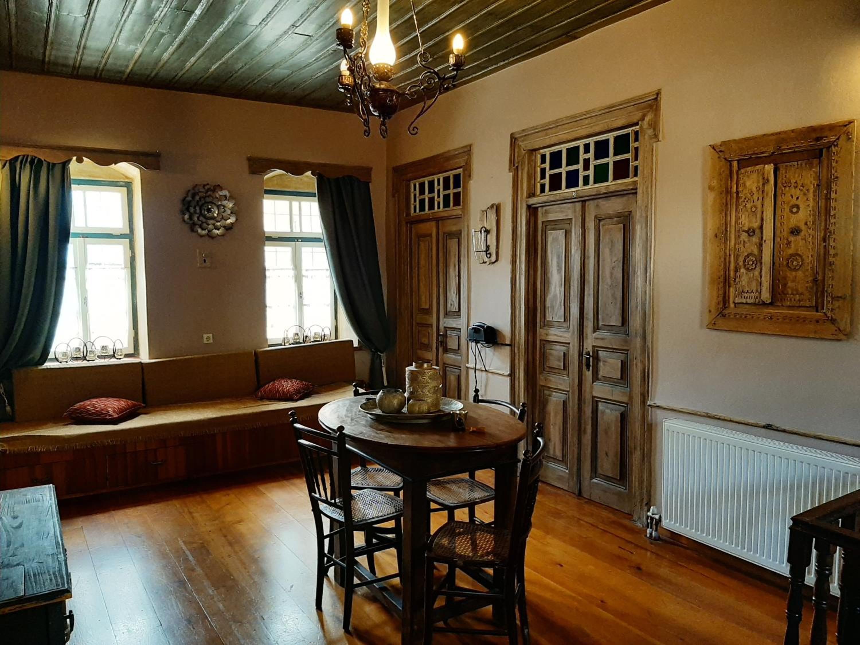 Double or Twin Room - Photo 10