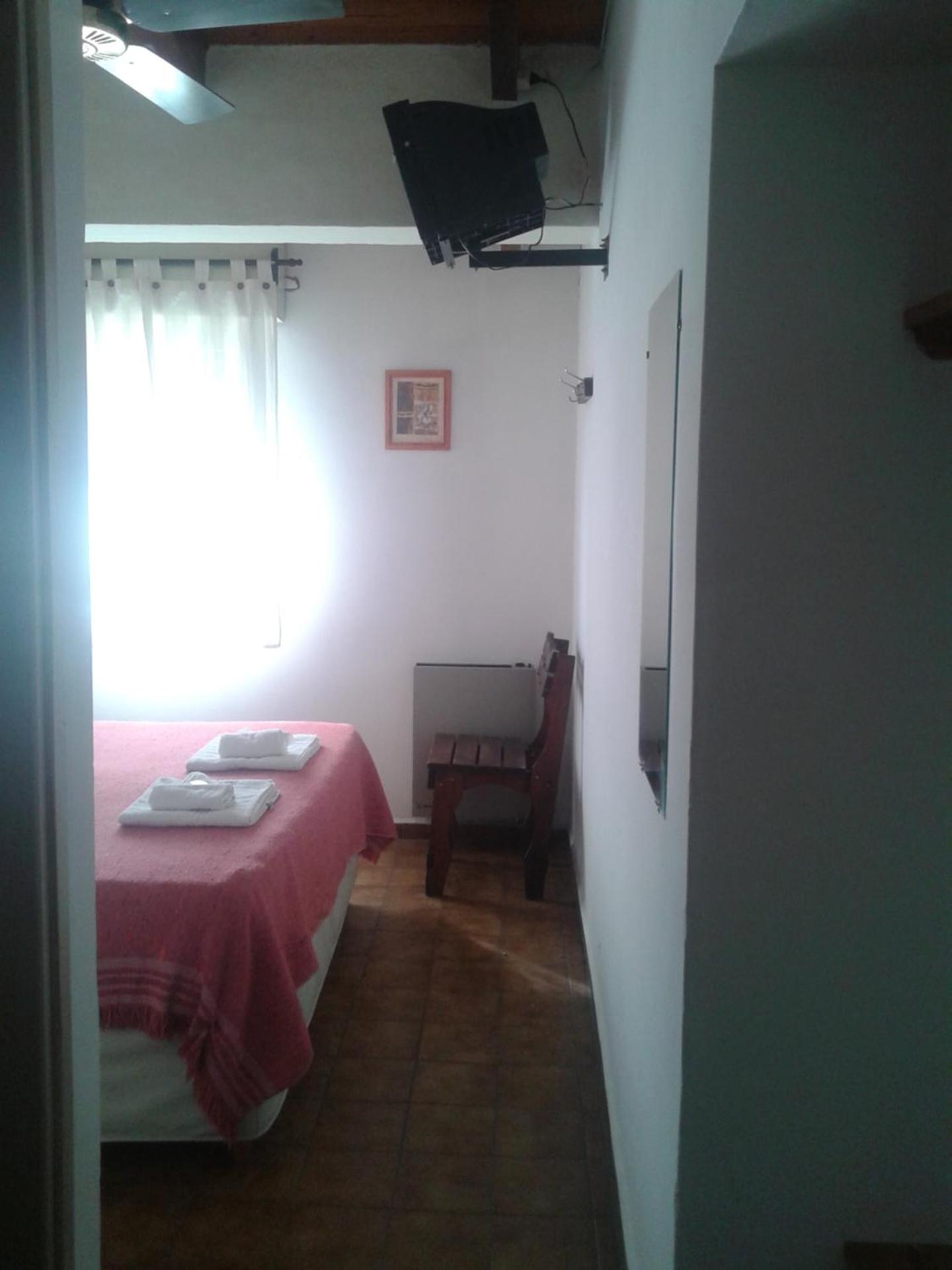Double Room with Private Bathroom photo 3