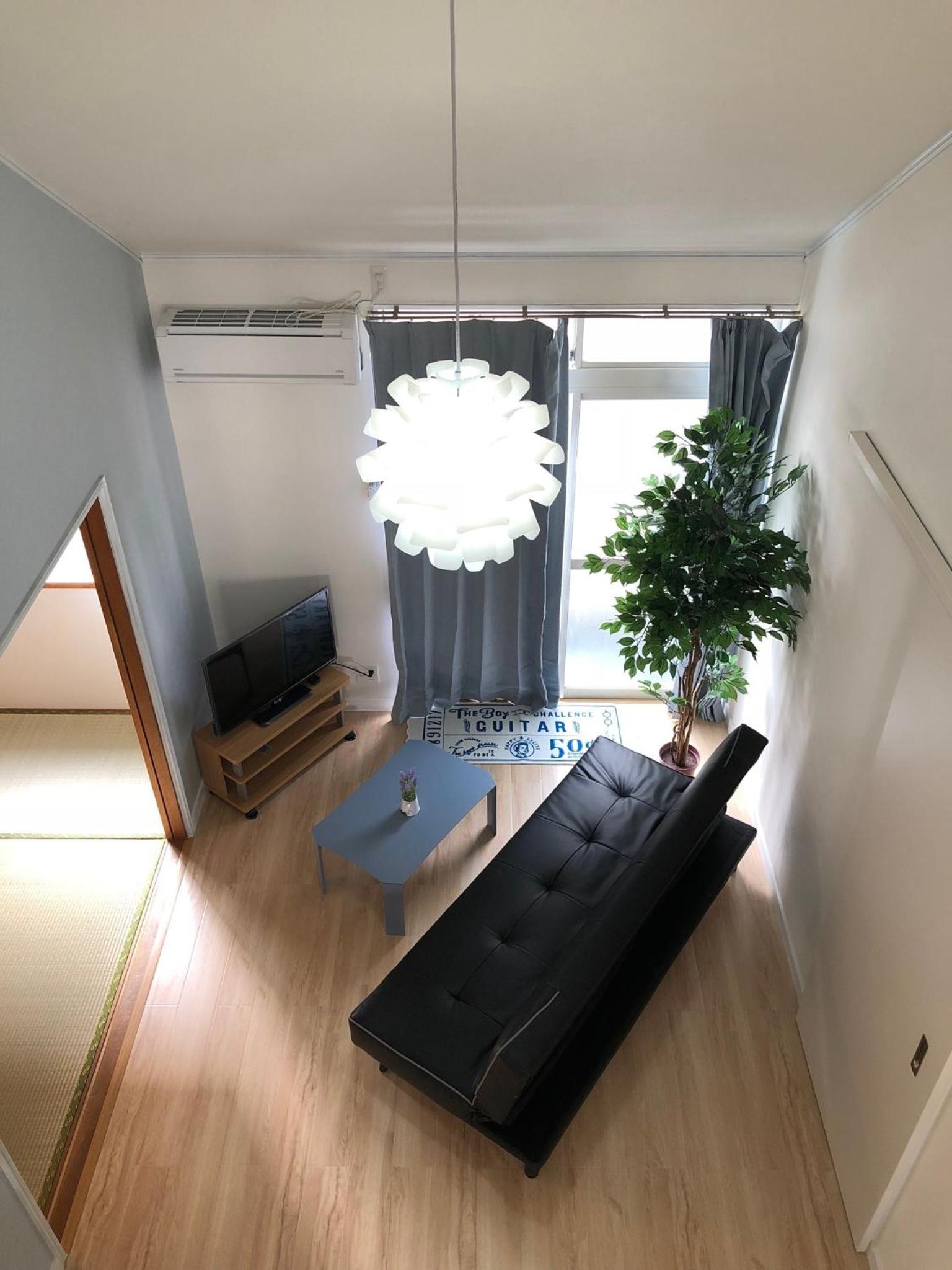 Apartment photo 2