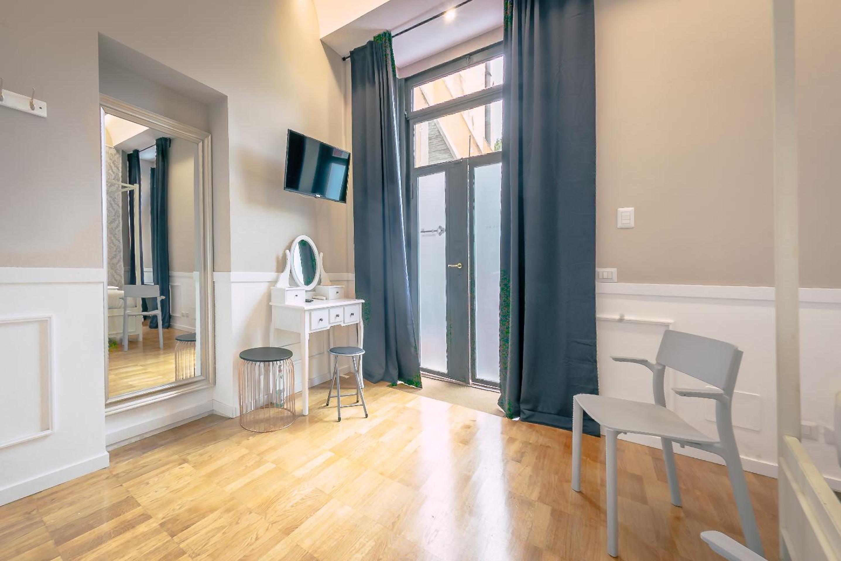 King Room