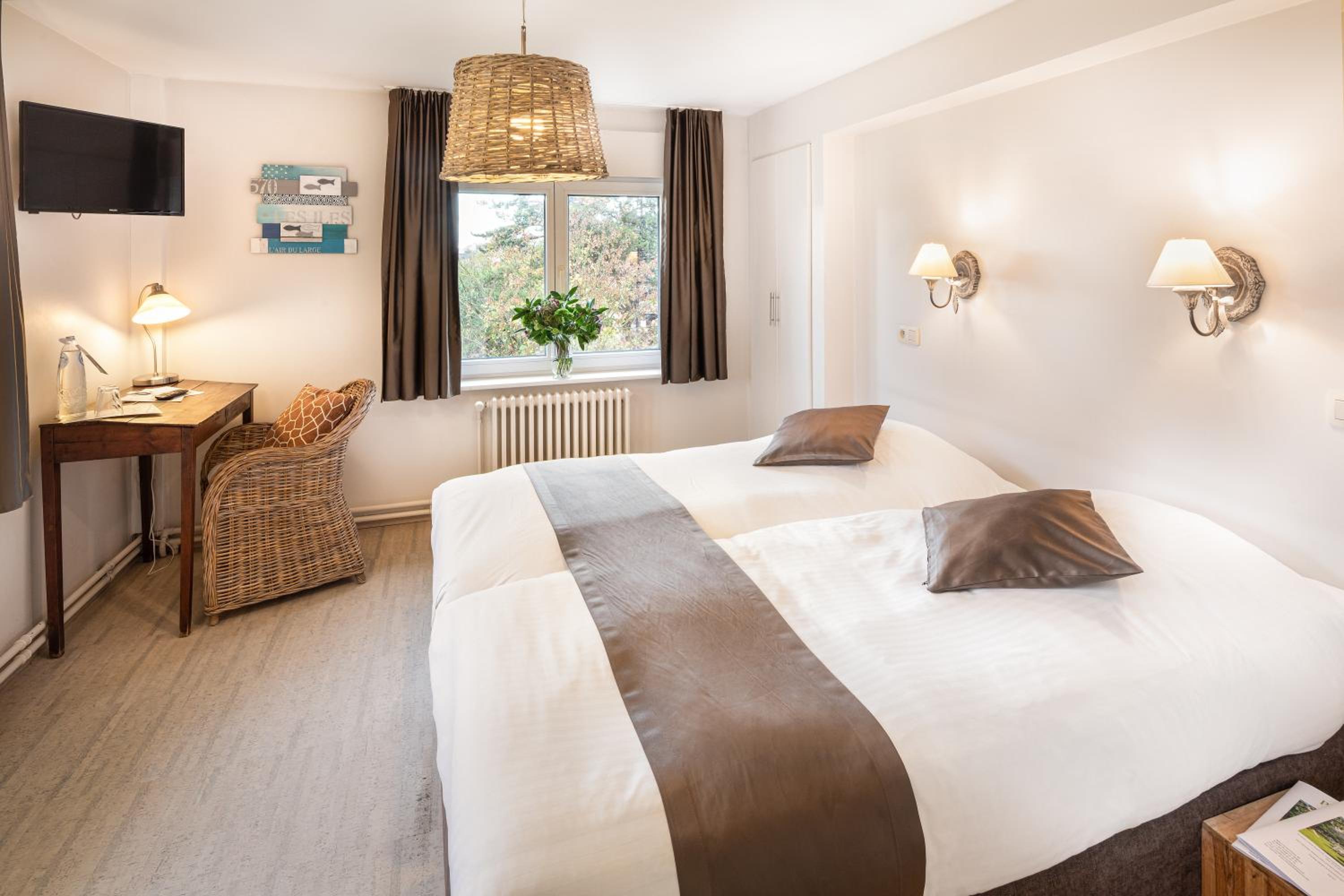 Double Room - Photo 3
