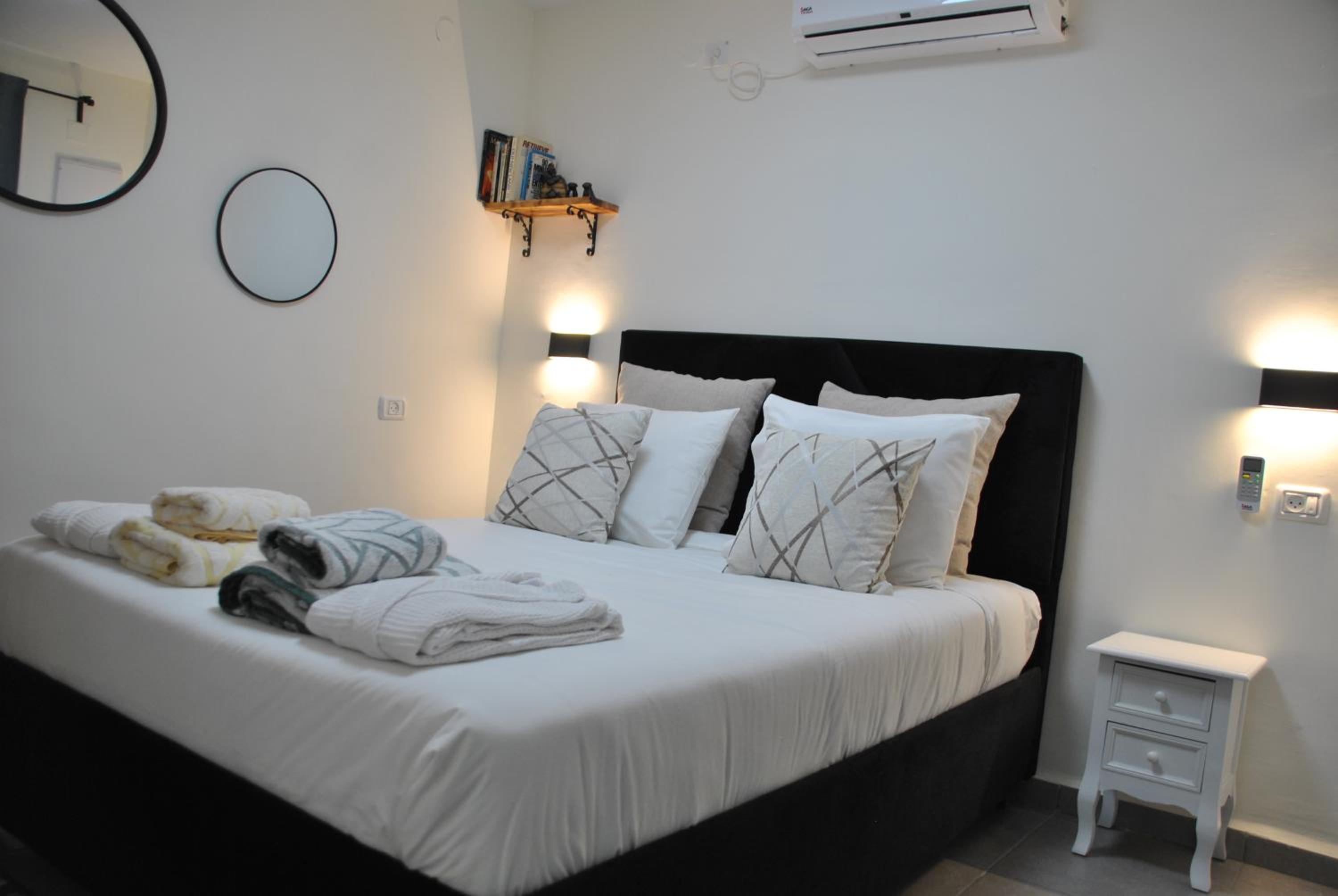 Deluxe Double Room - Photo 1