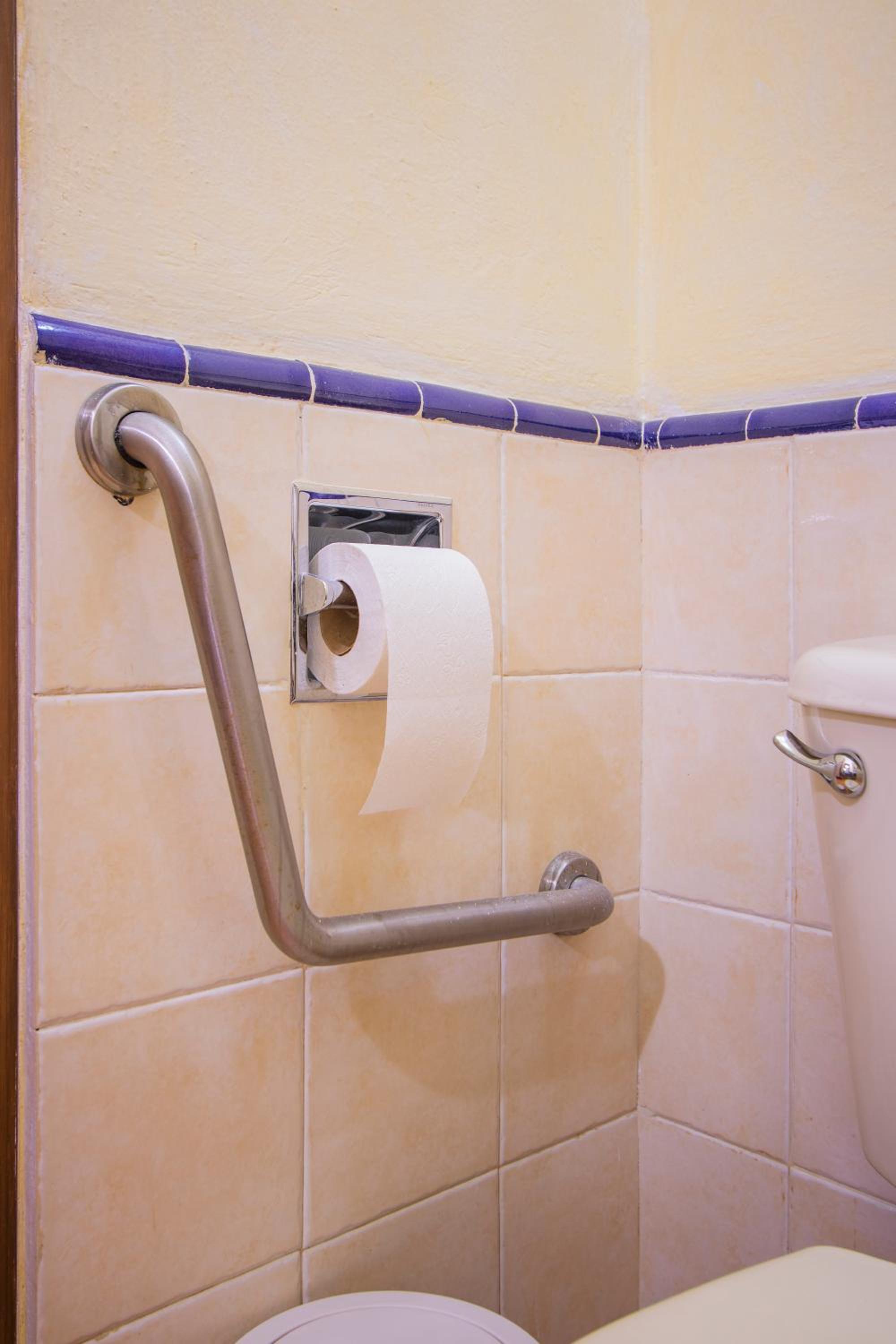 Double Room - Disability Access - Photo 12