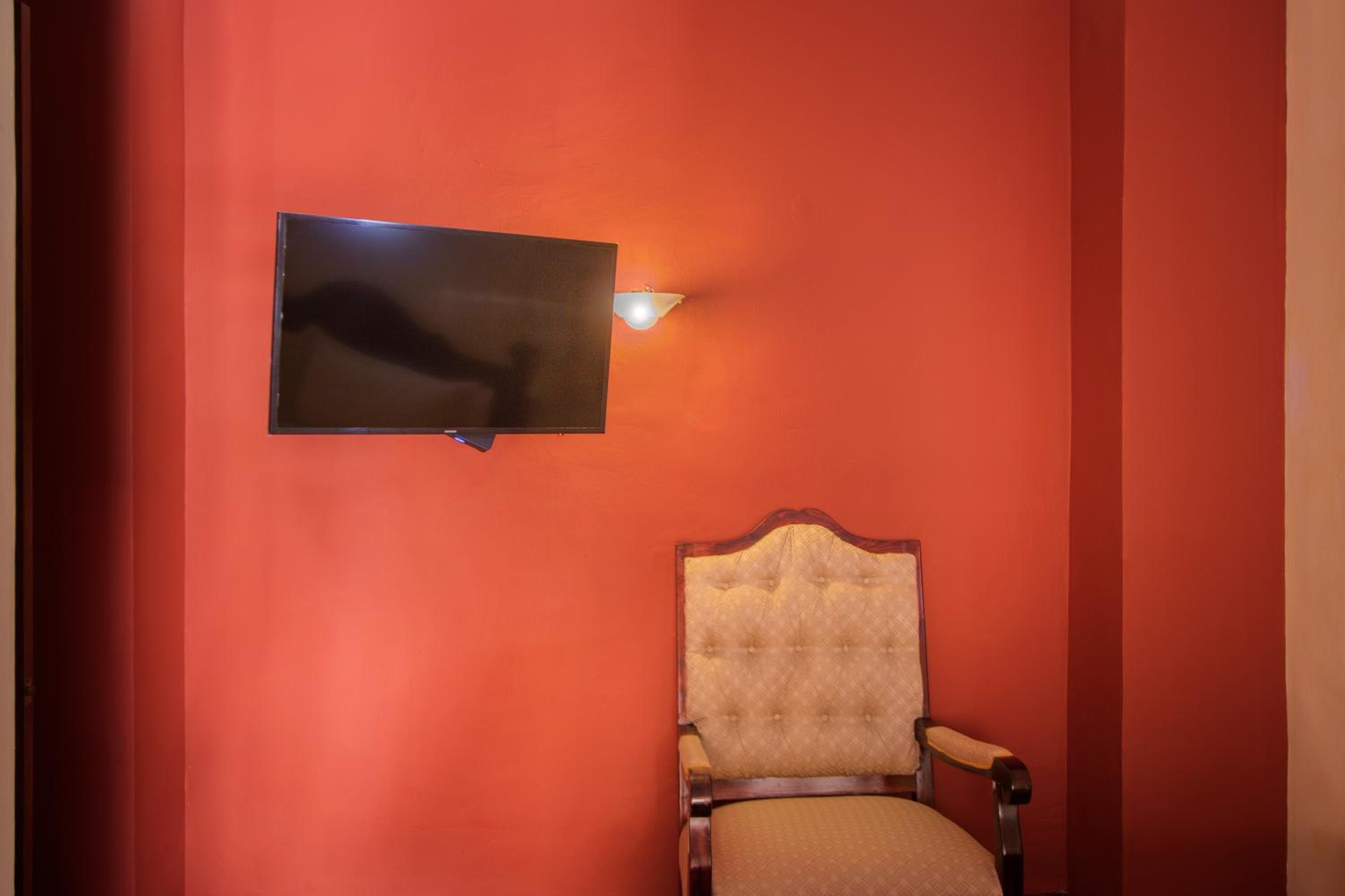 Double Room - Disability Access - Photo 7