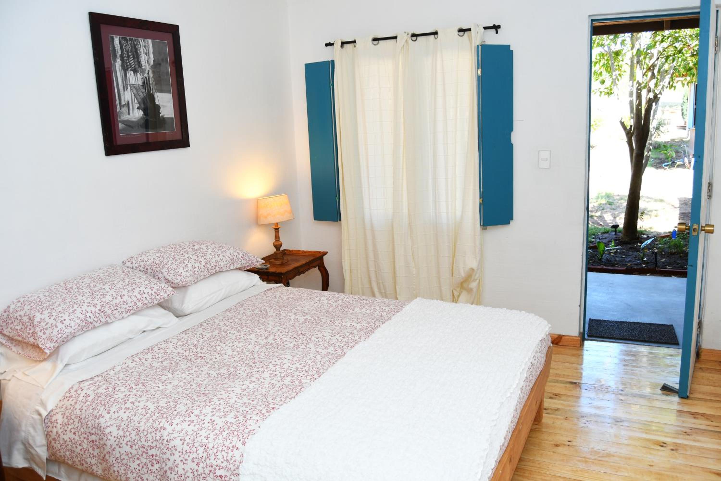 Deluxe Queen Room photo 3