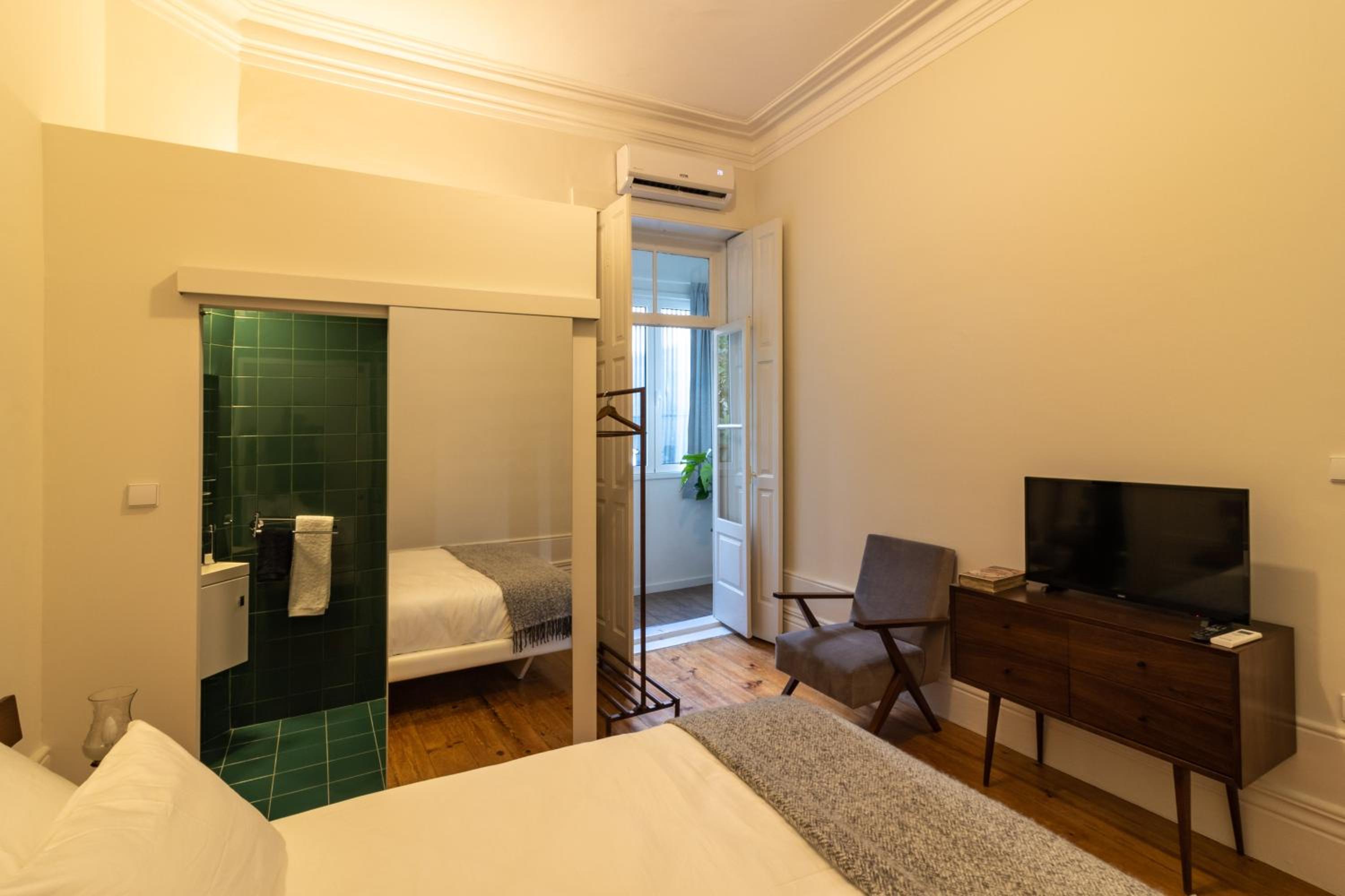 Superior Double Room - Photo 9