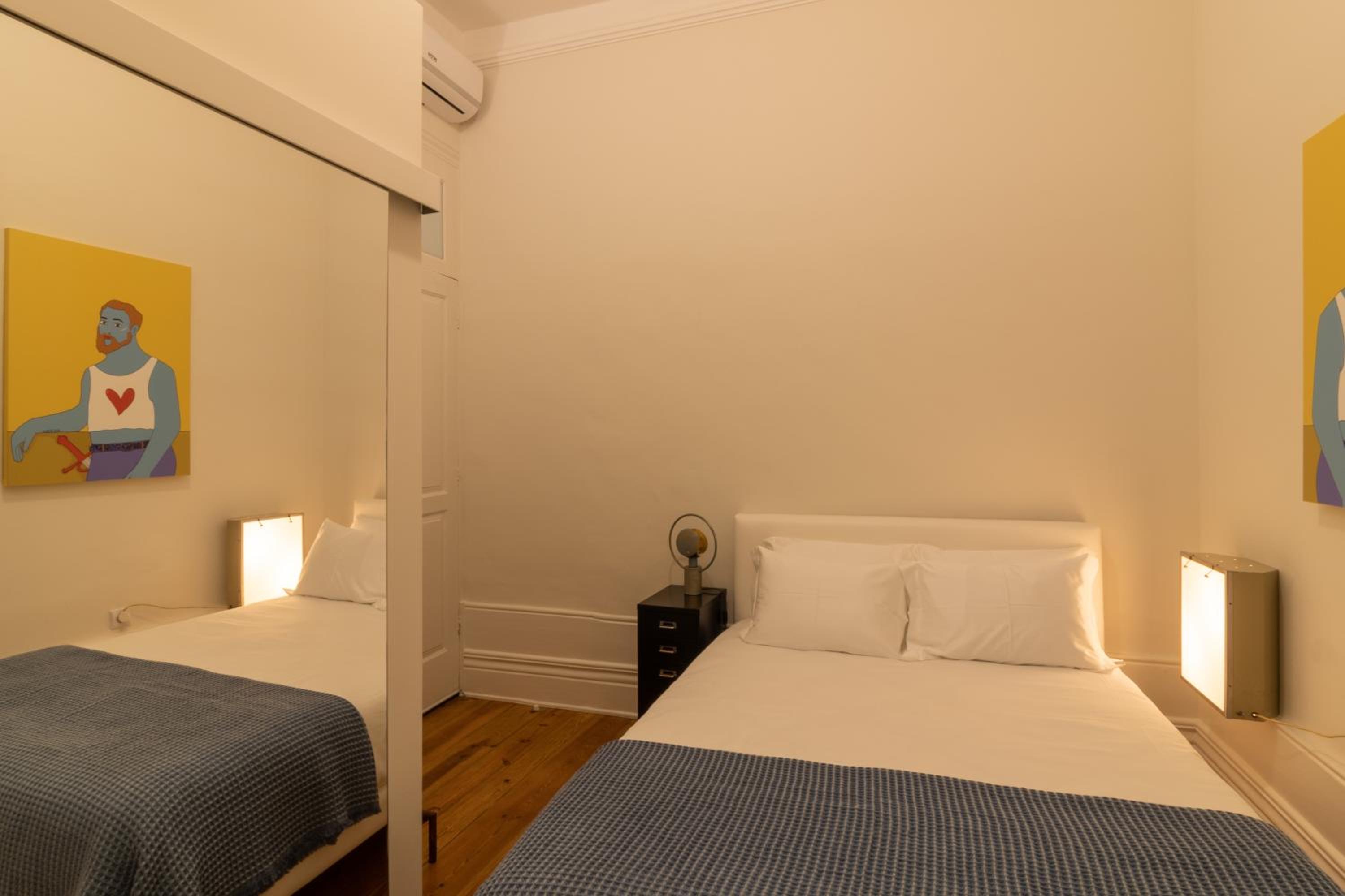 Standard Double Room - Photo 8