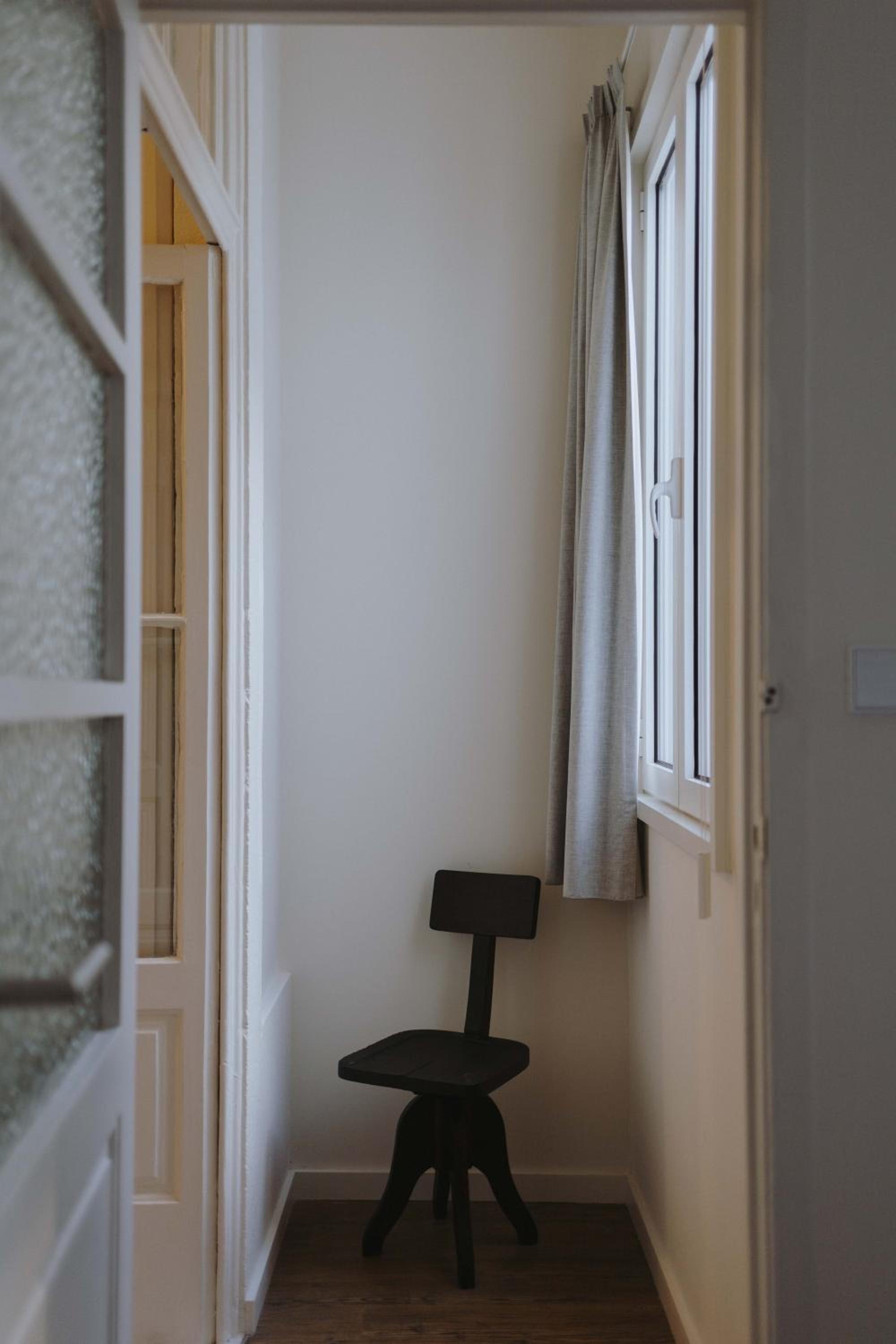 Family Room with Bath - Photo 5