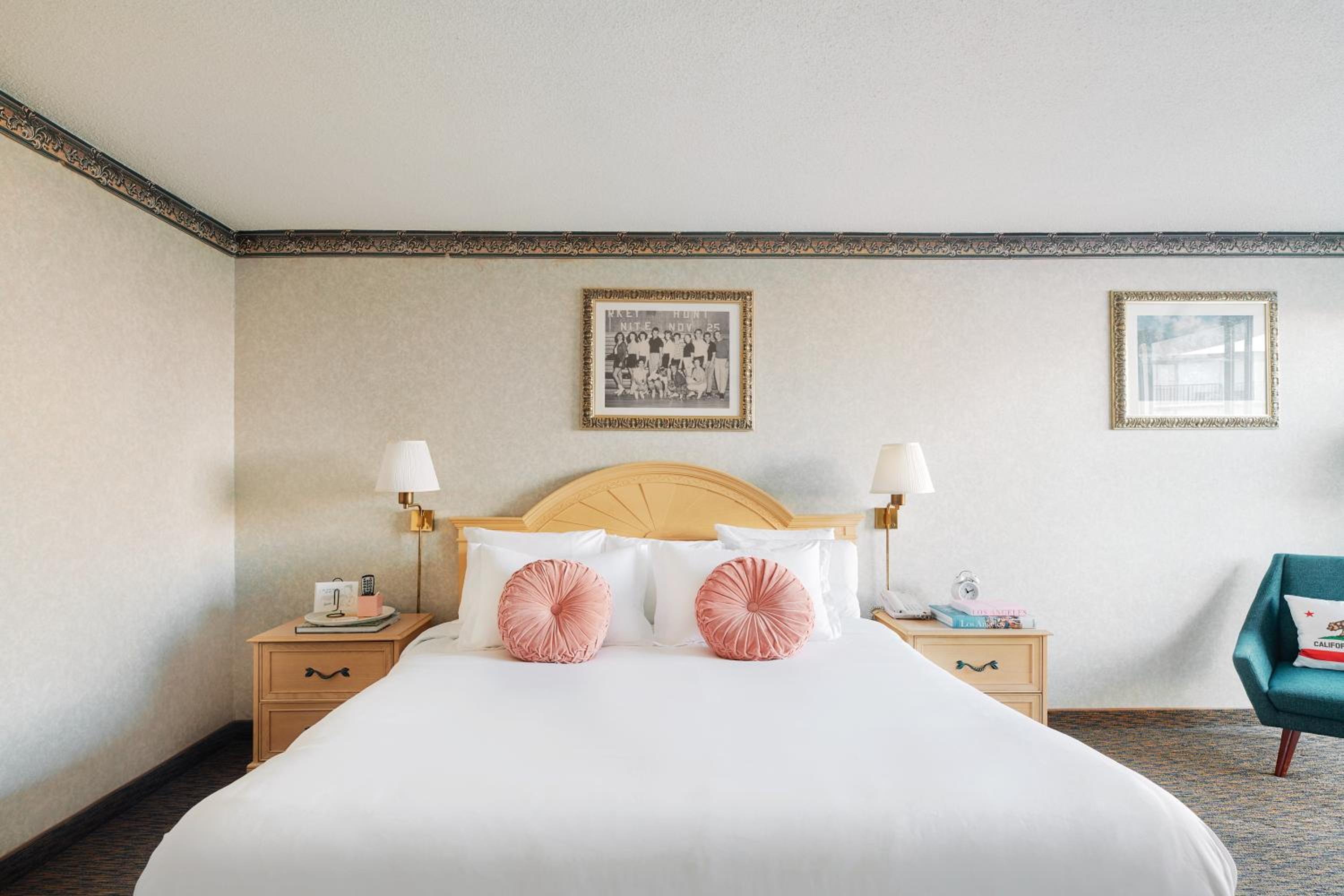 Standard Queen Room