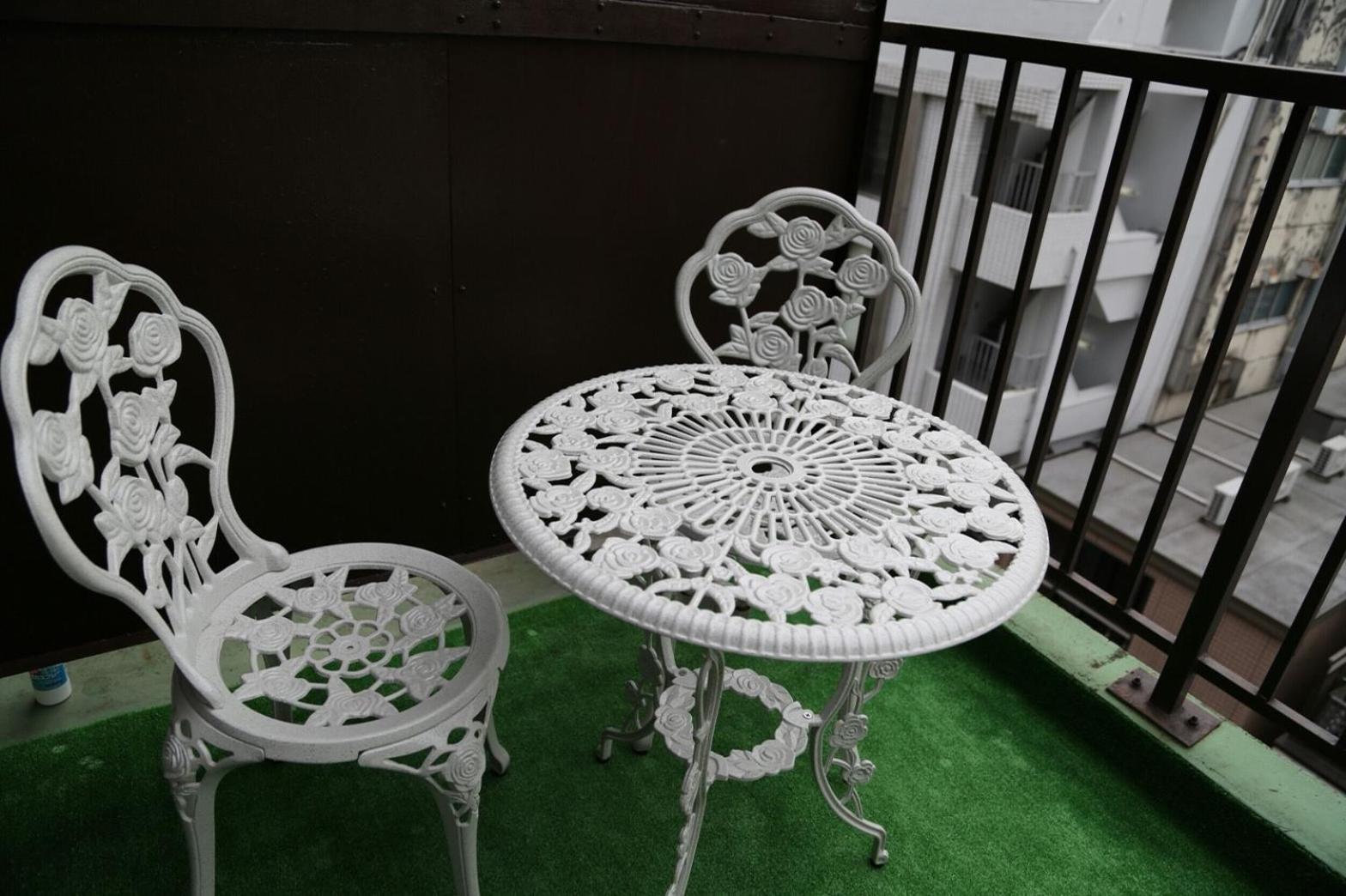Apartment with Balcony photo 3