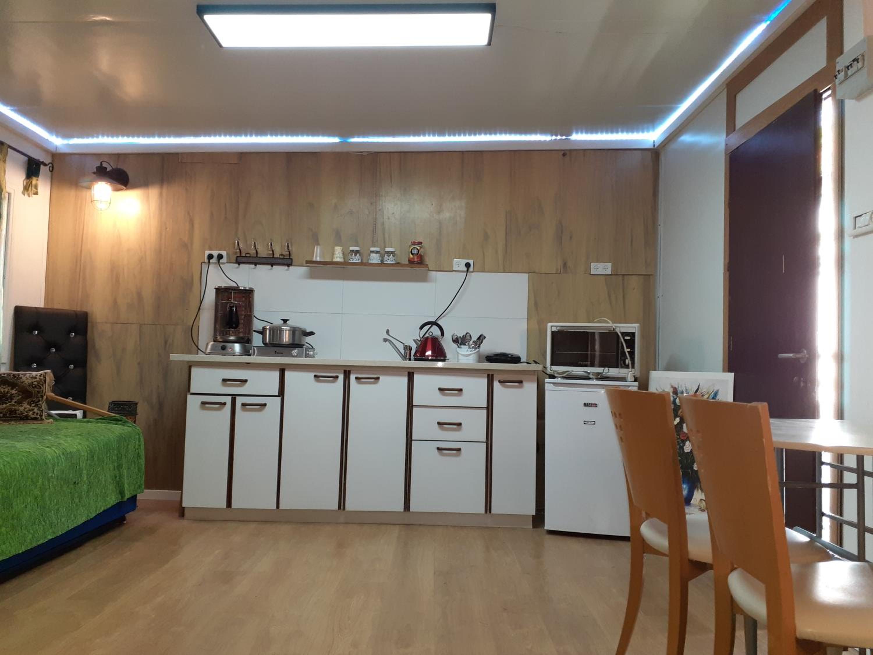 Family Studio - Photo 8
