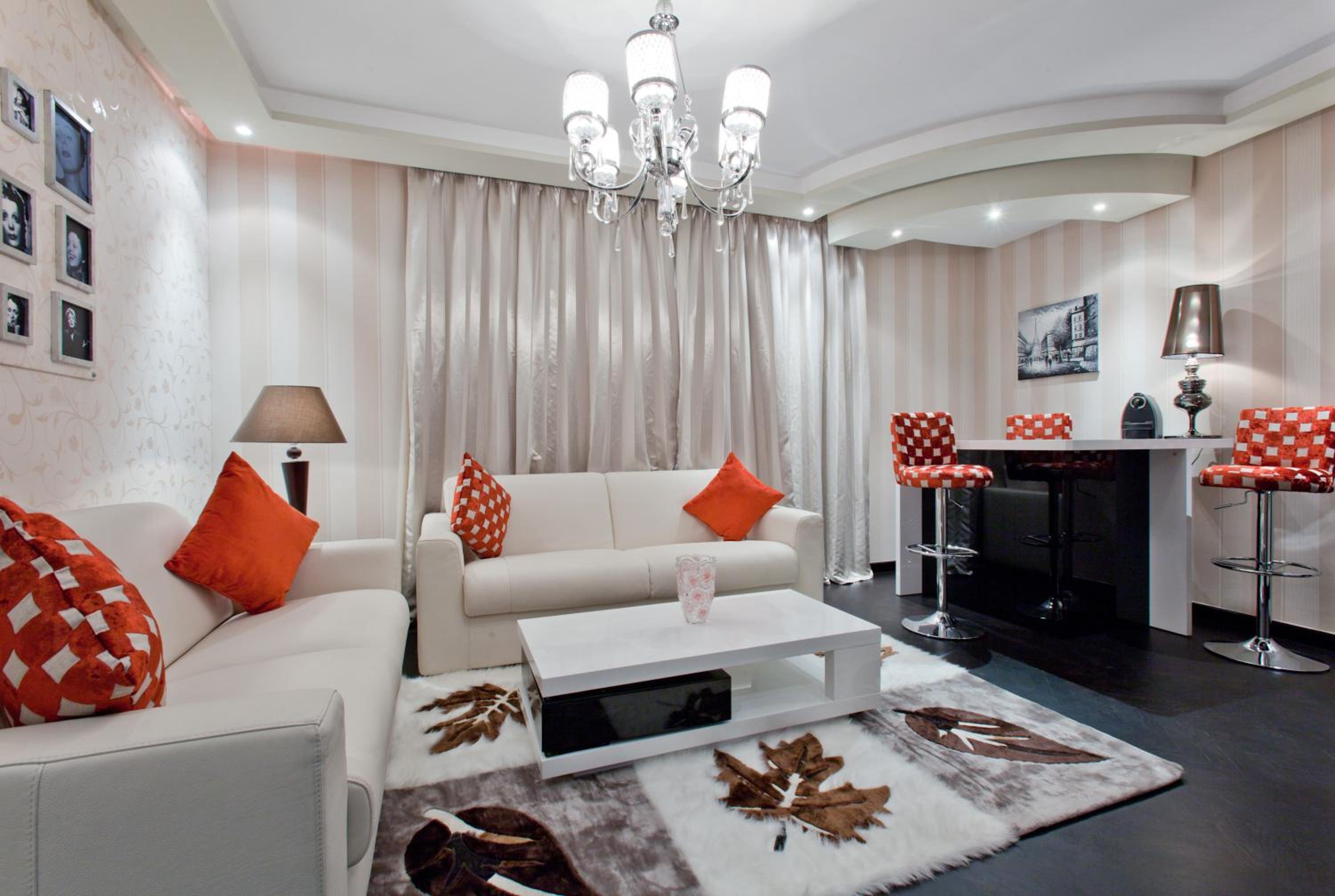 Deluxe Suite - Photo 3