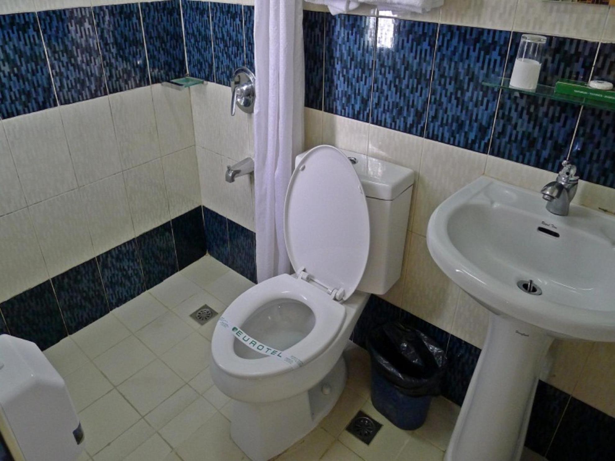 Standard Double Room - Photo 3