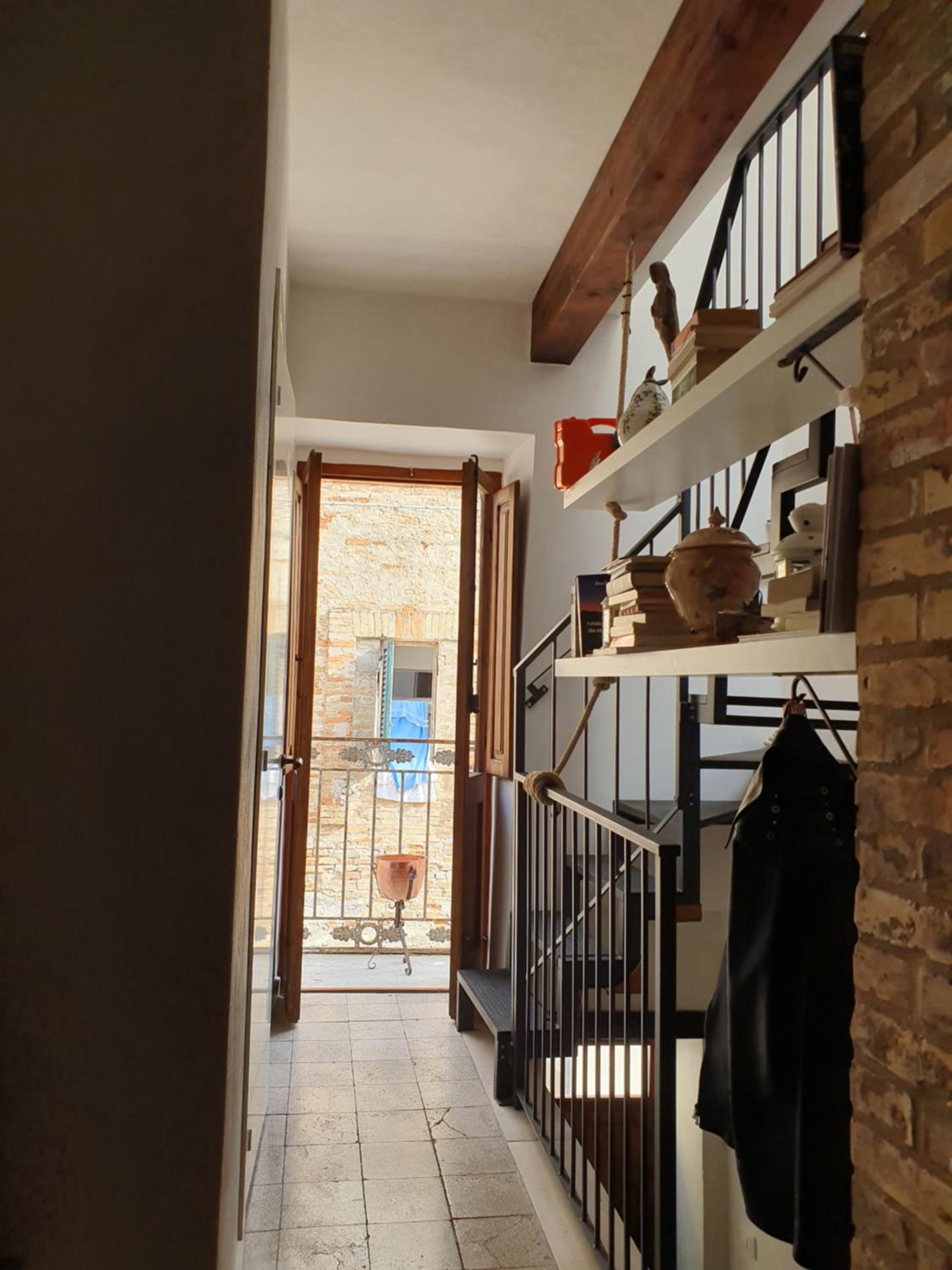 Apartment with Terrace - Photo 53