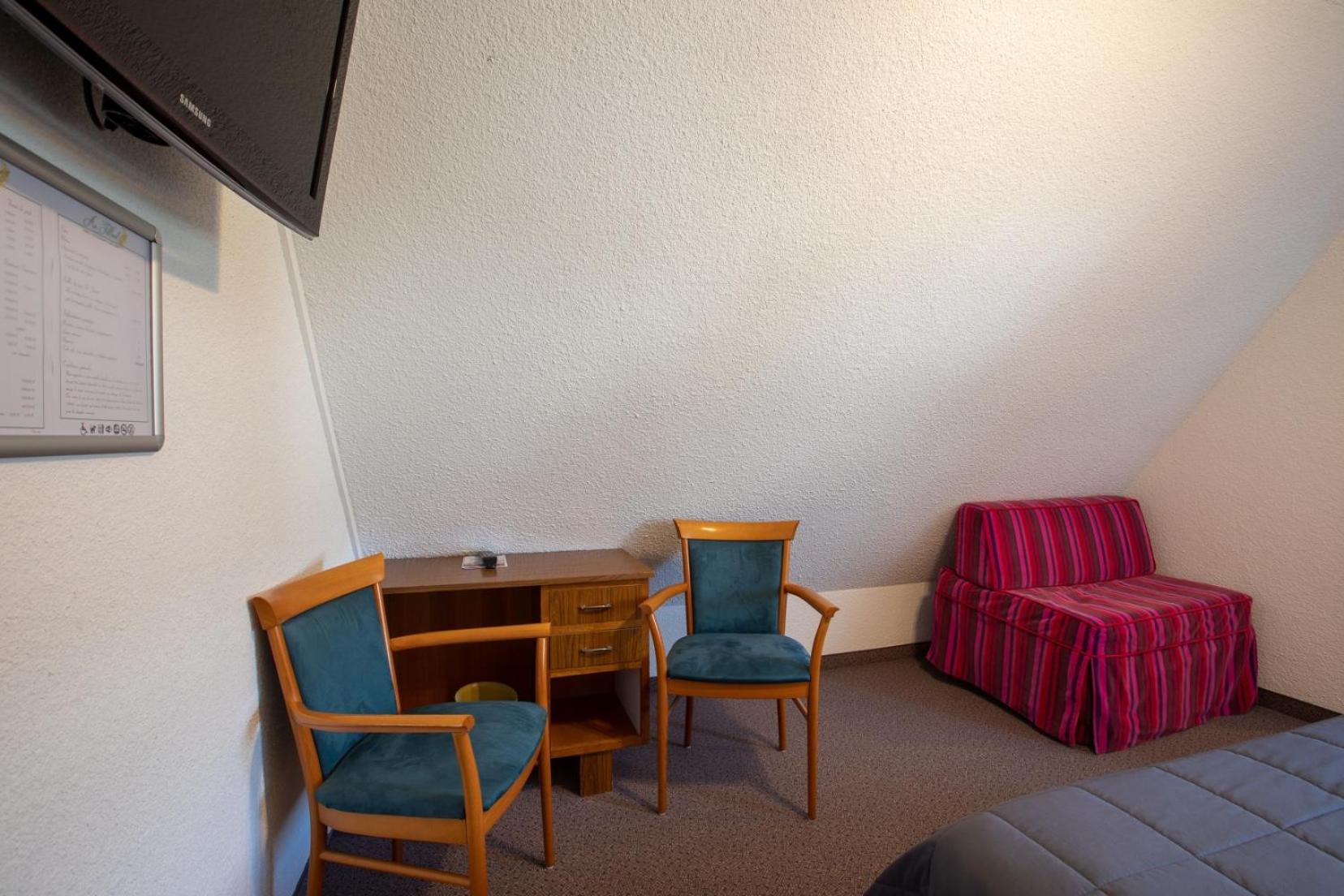 Standard Double Room photo 3