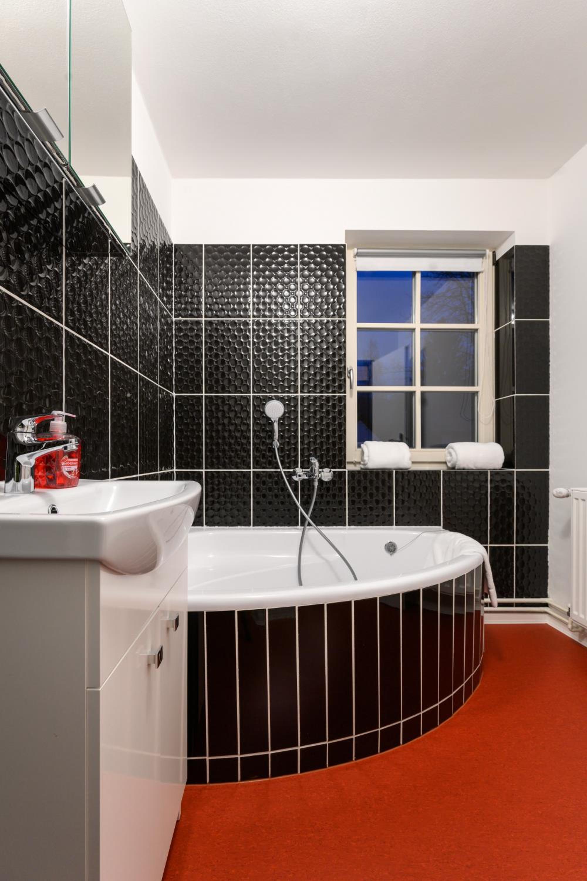 Deluxe Double Room with Bath photo 2