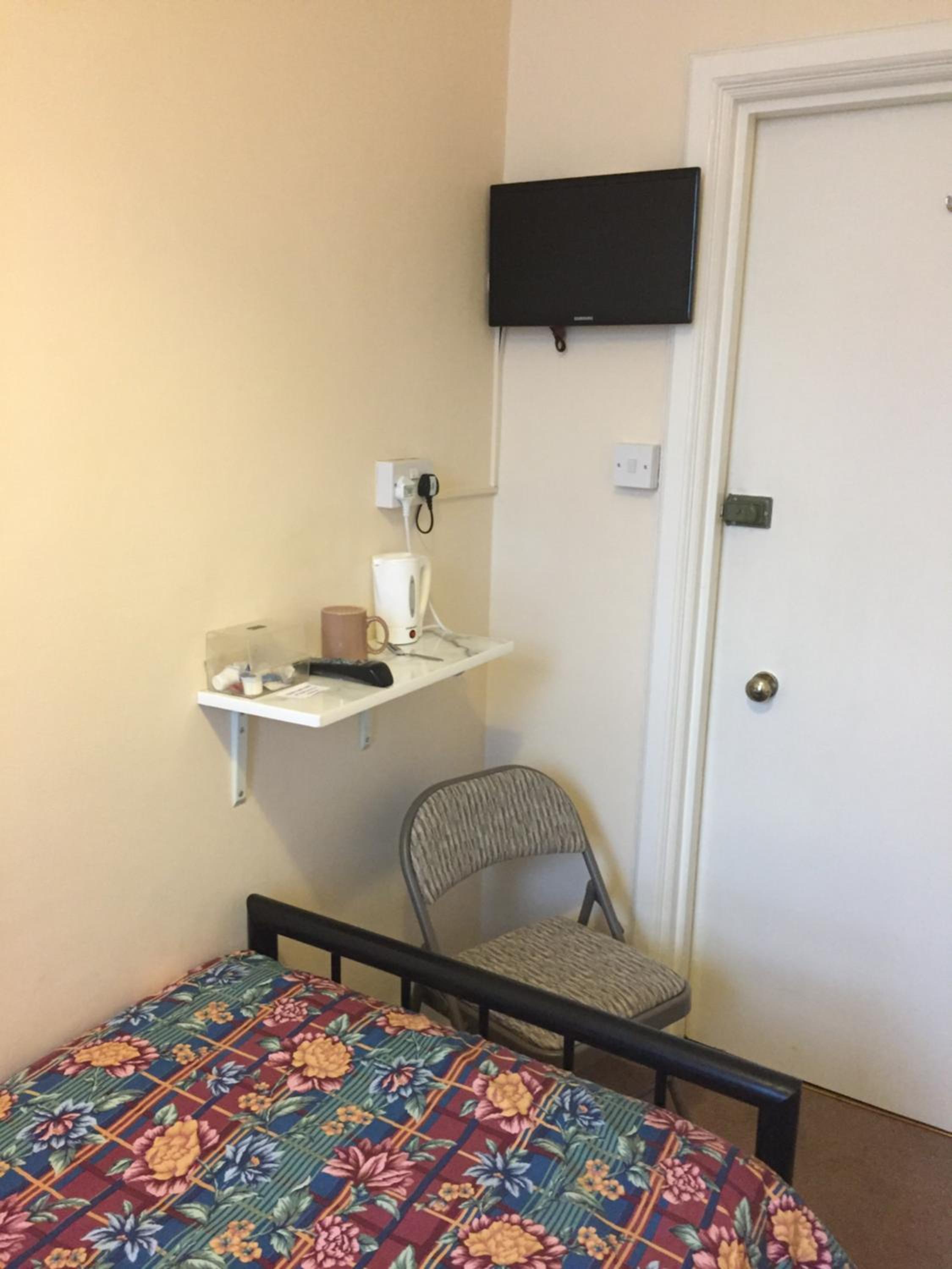 Single Room photo 1