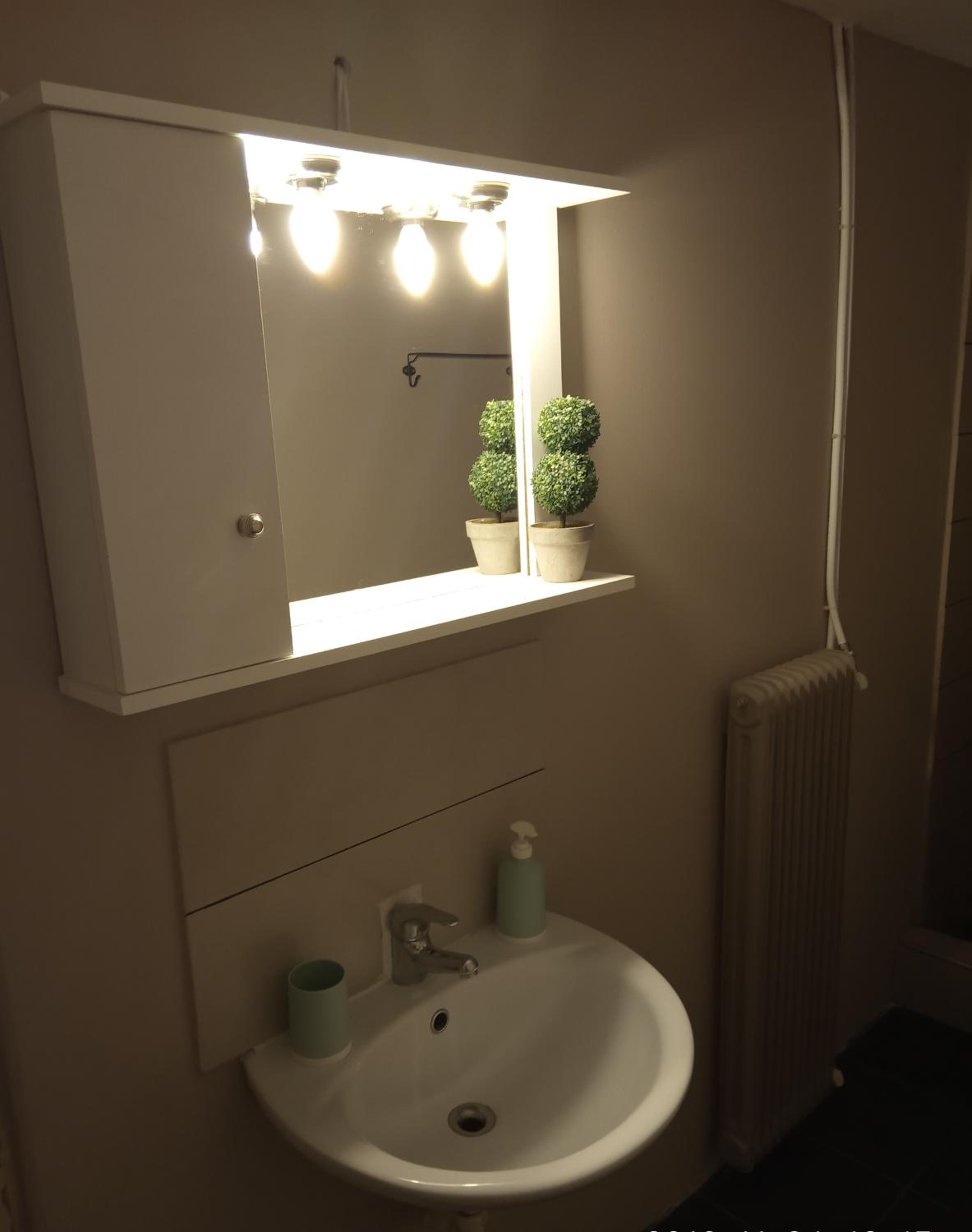 Two-Bedroom Apartment - Photo 17