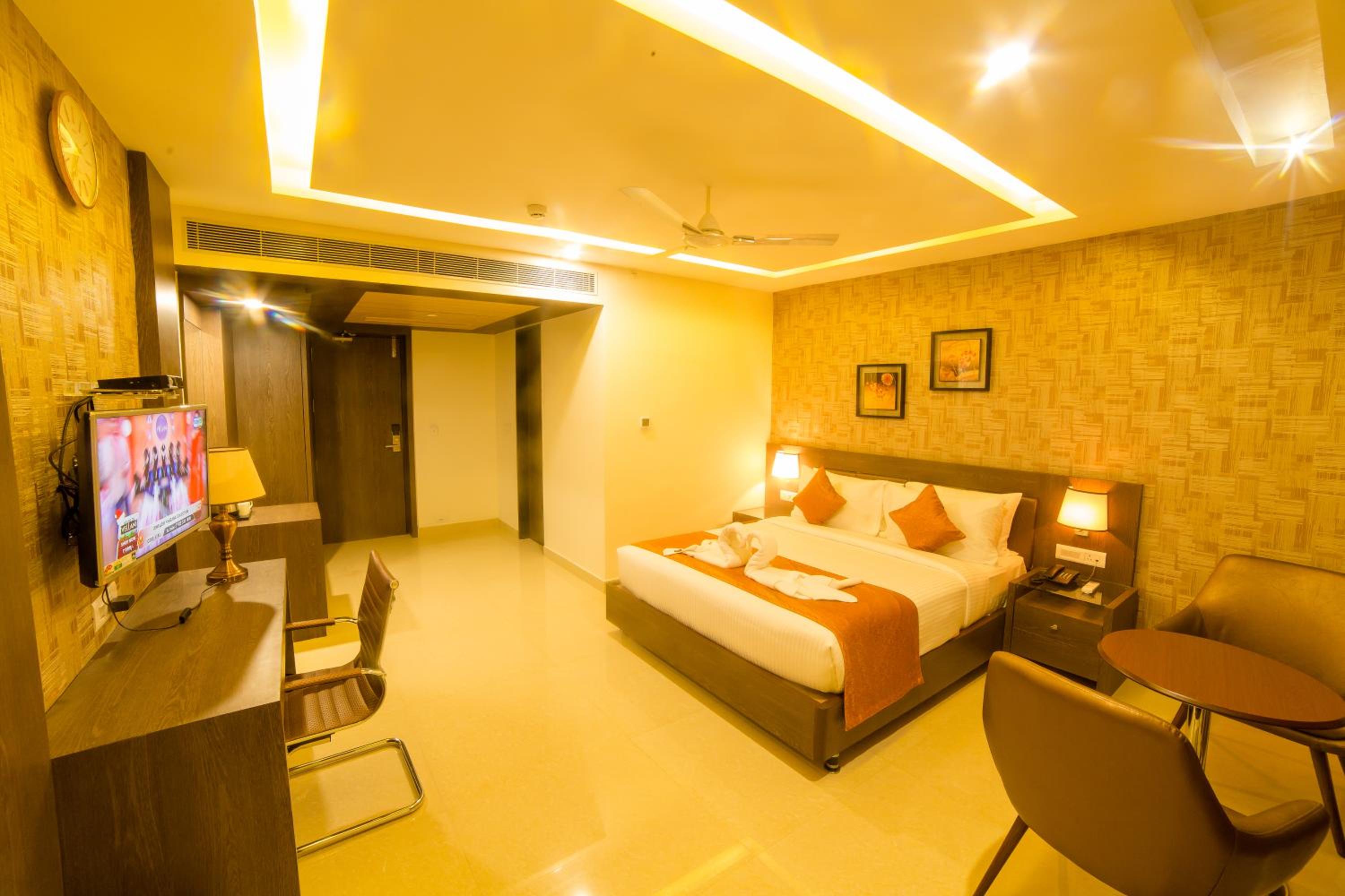 Deluxe King Room