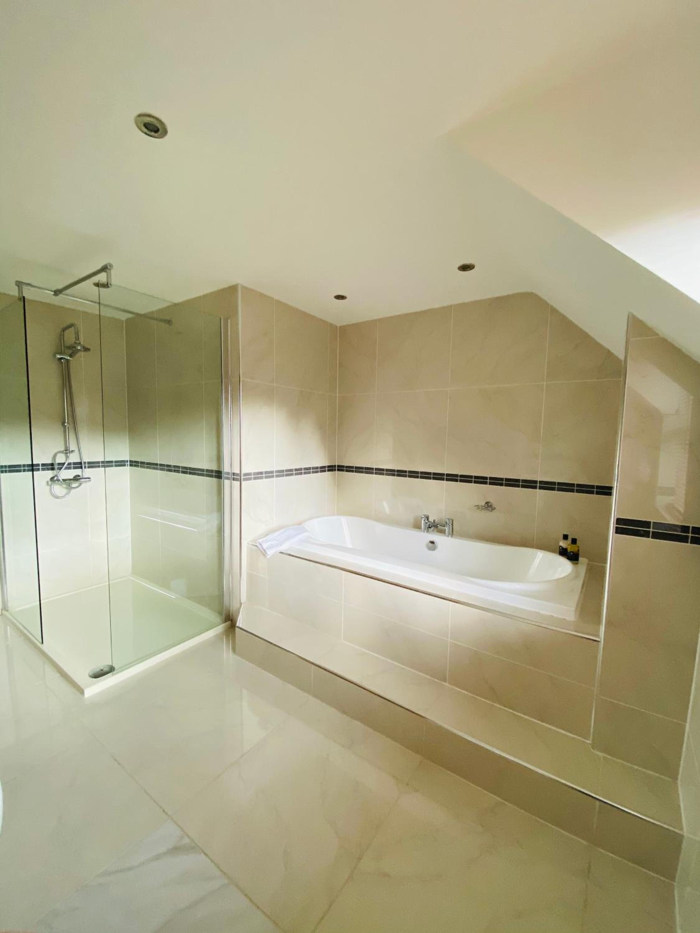 Executive Suite photo 2