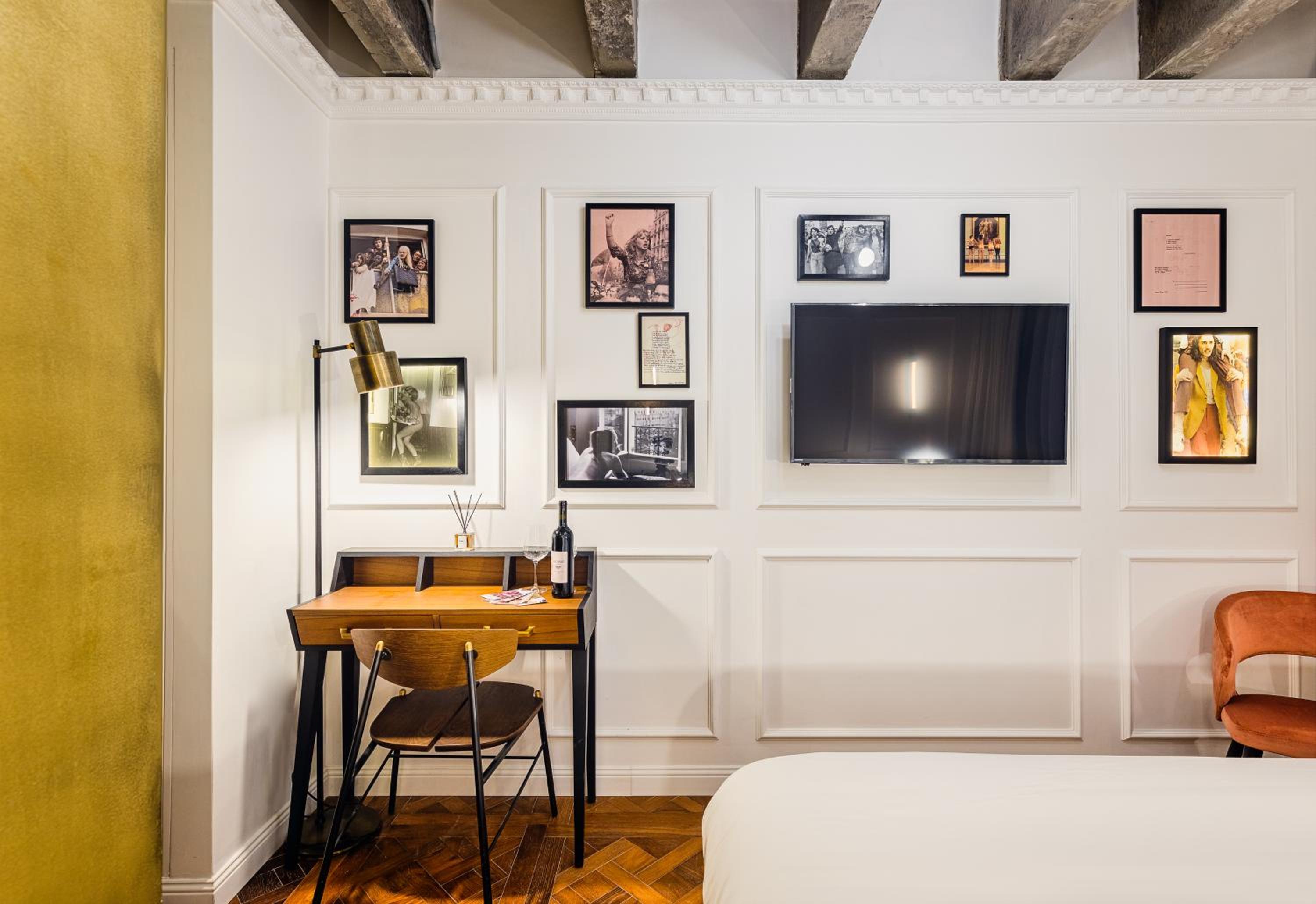 Urban Room - Photo 8