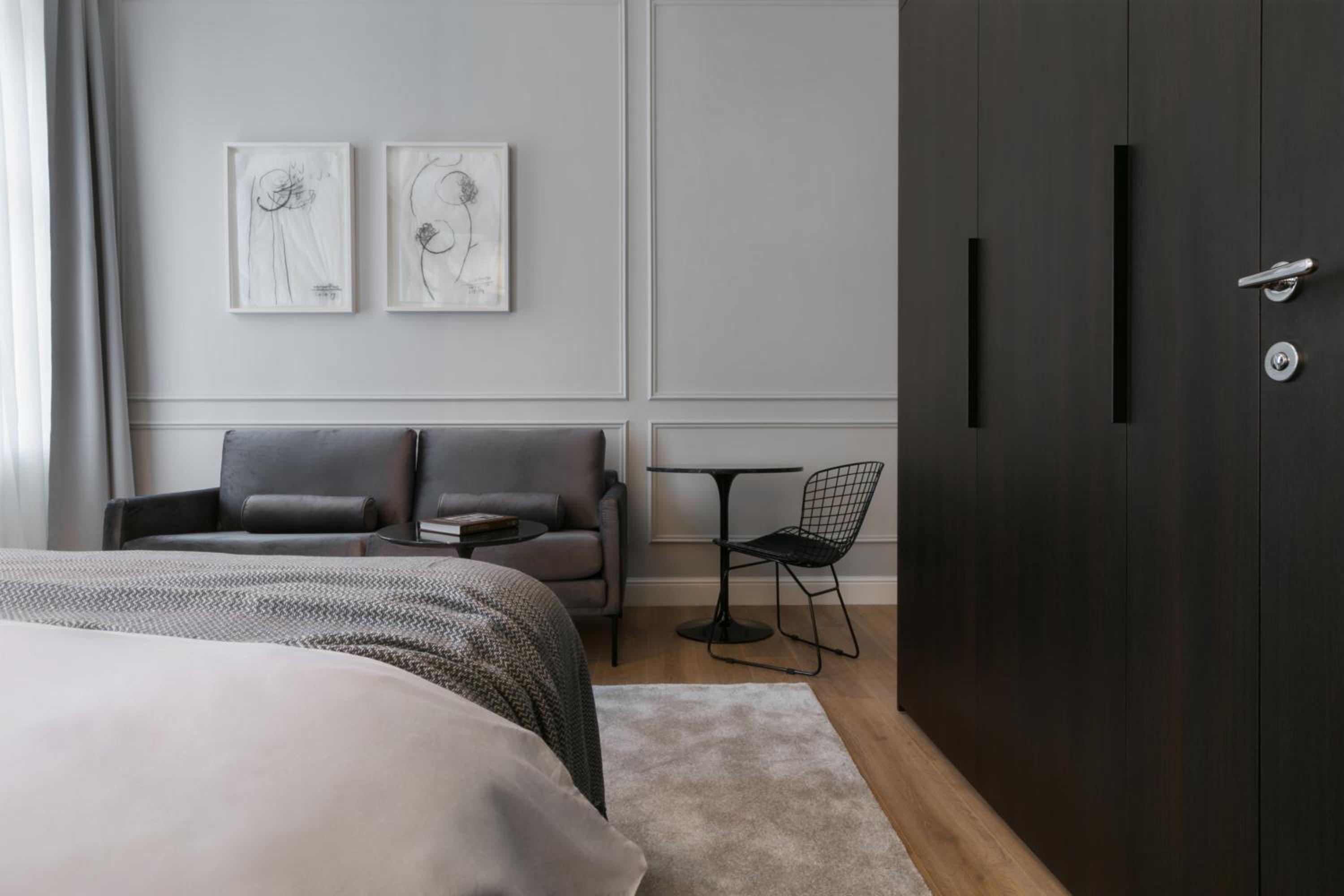 Studio Apartment - Photo 3