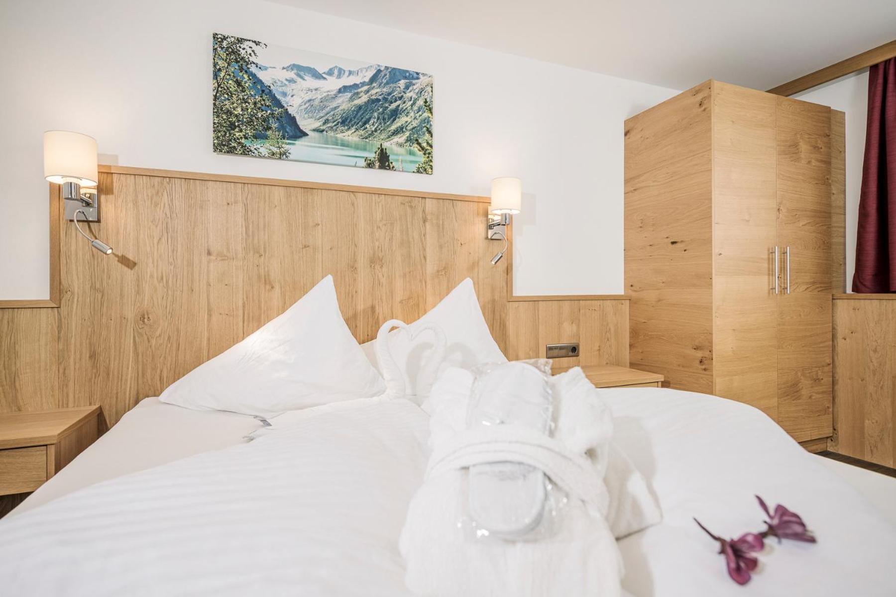 Double Room - Photo 1