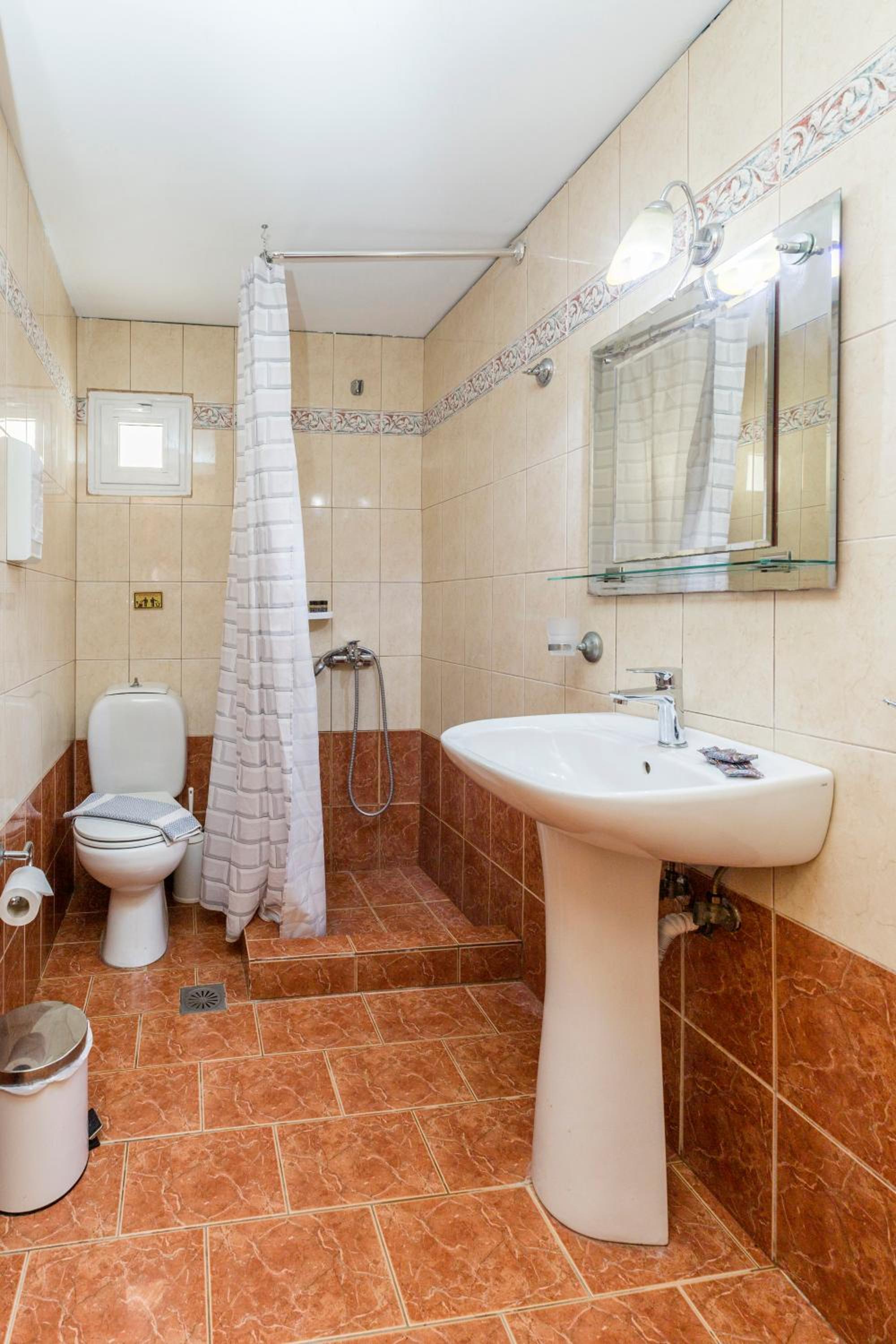 Triple Room with Side Sea View - Photo 2