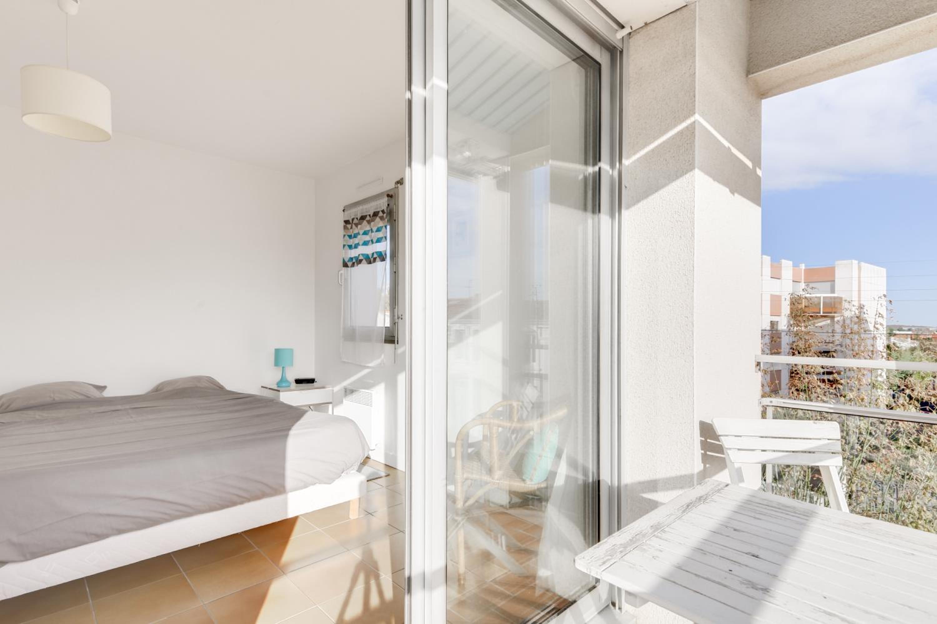 Apartment with Terrace photo 2