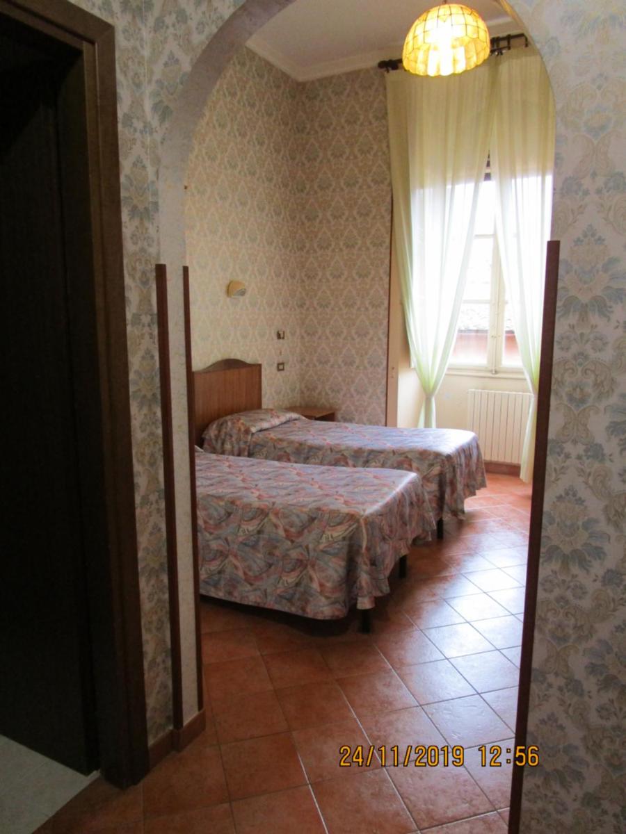 Triple Room with Bathroom photo 1