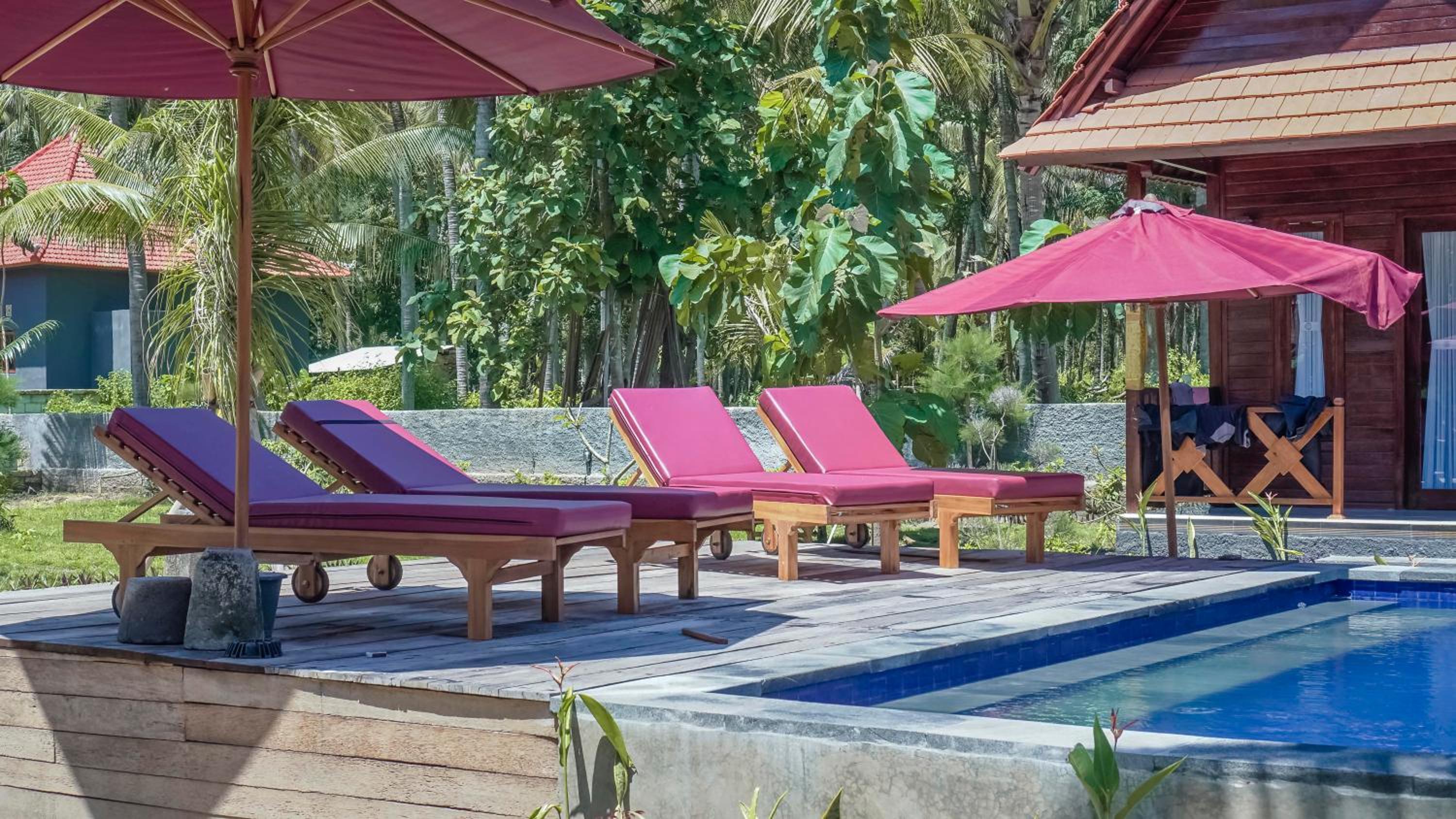 Double Room with Pool View - Photo 14