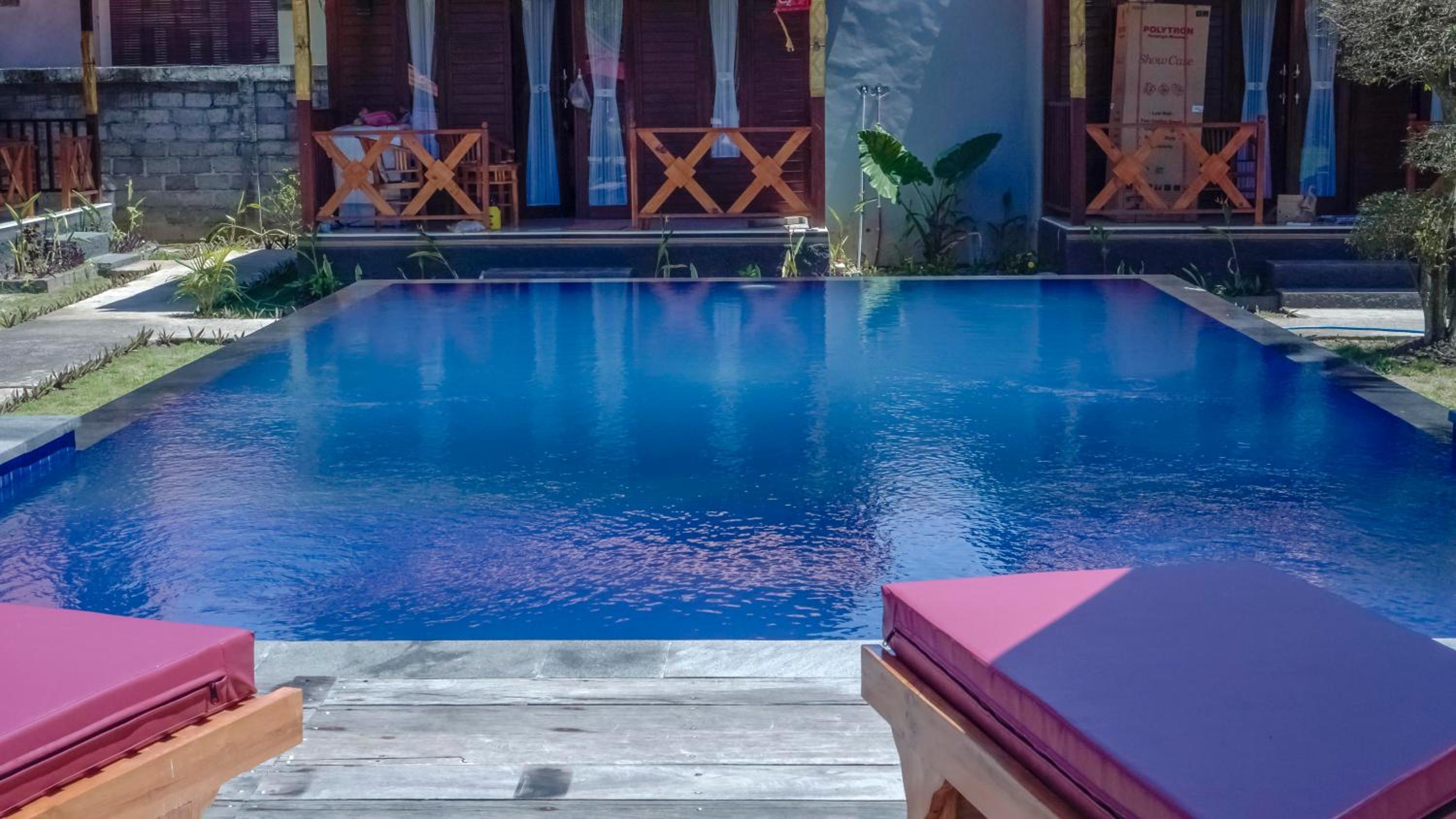 Double Room with Pool View - Photo 11