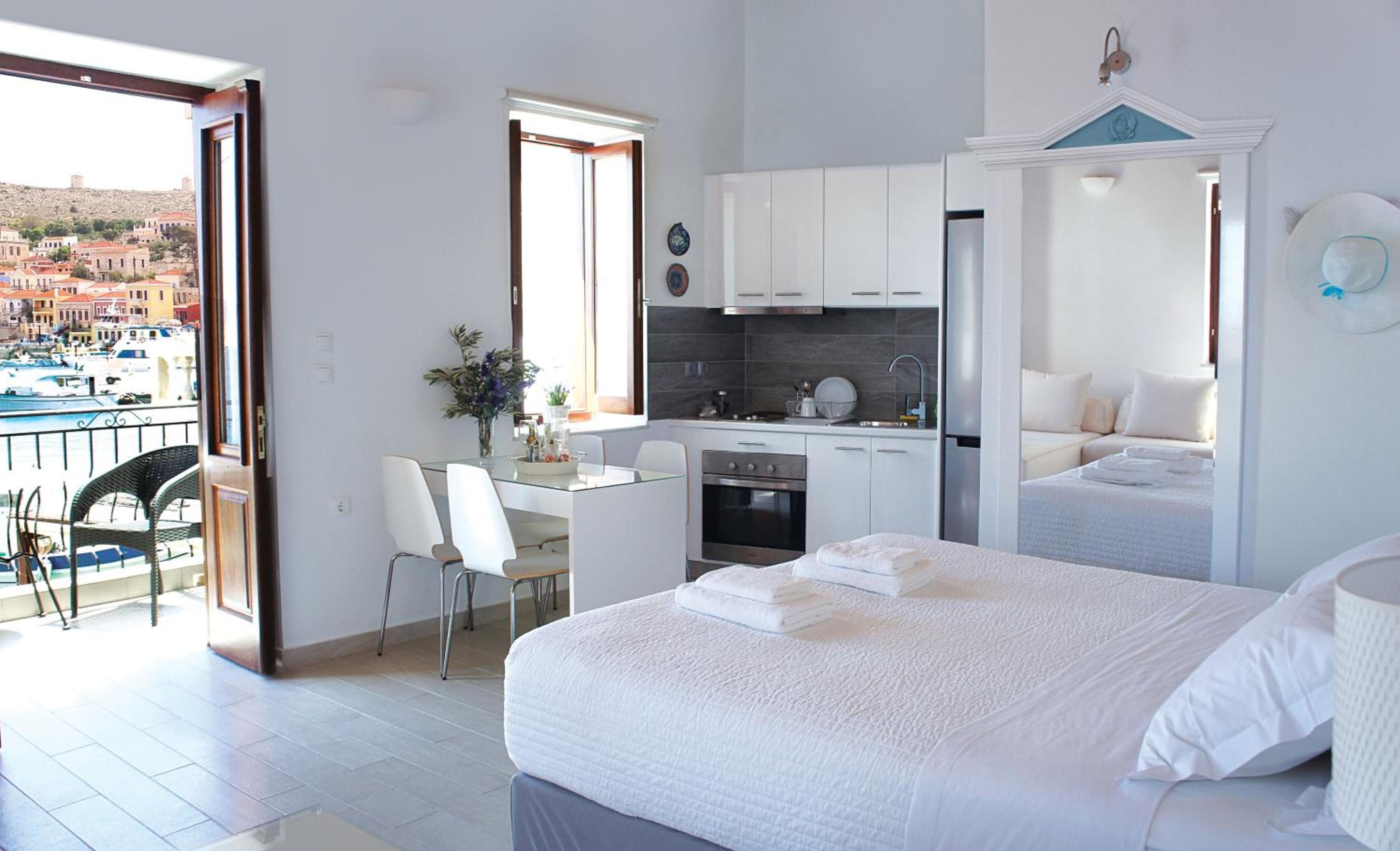 Deluxe Apartment with Sea View photo 1