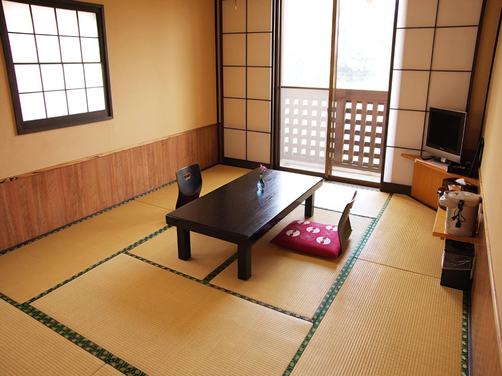 Japanese-Style Superior Room