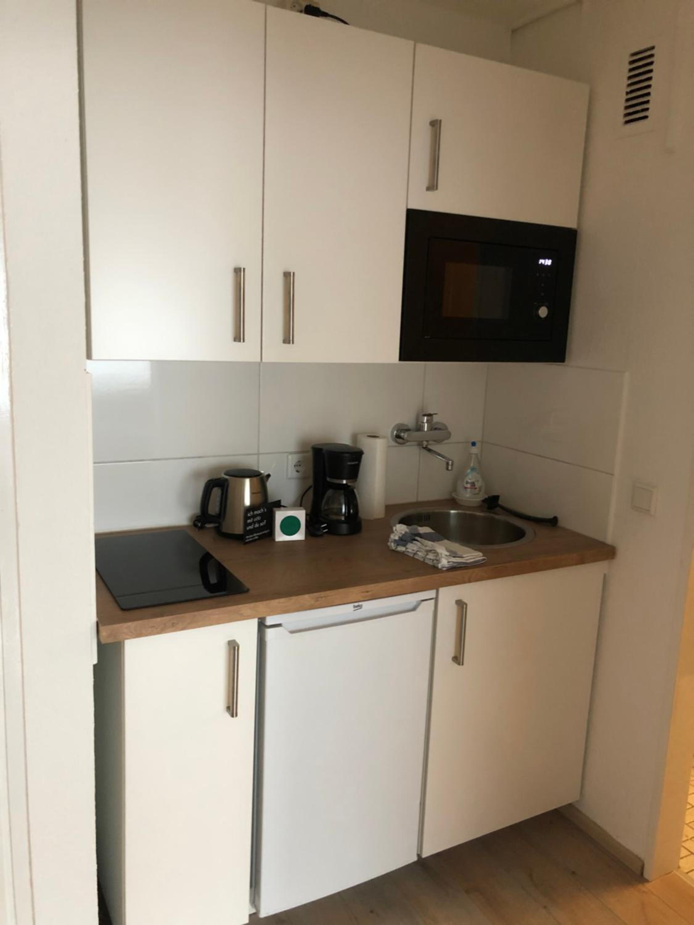 Studio Apartment photo 2