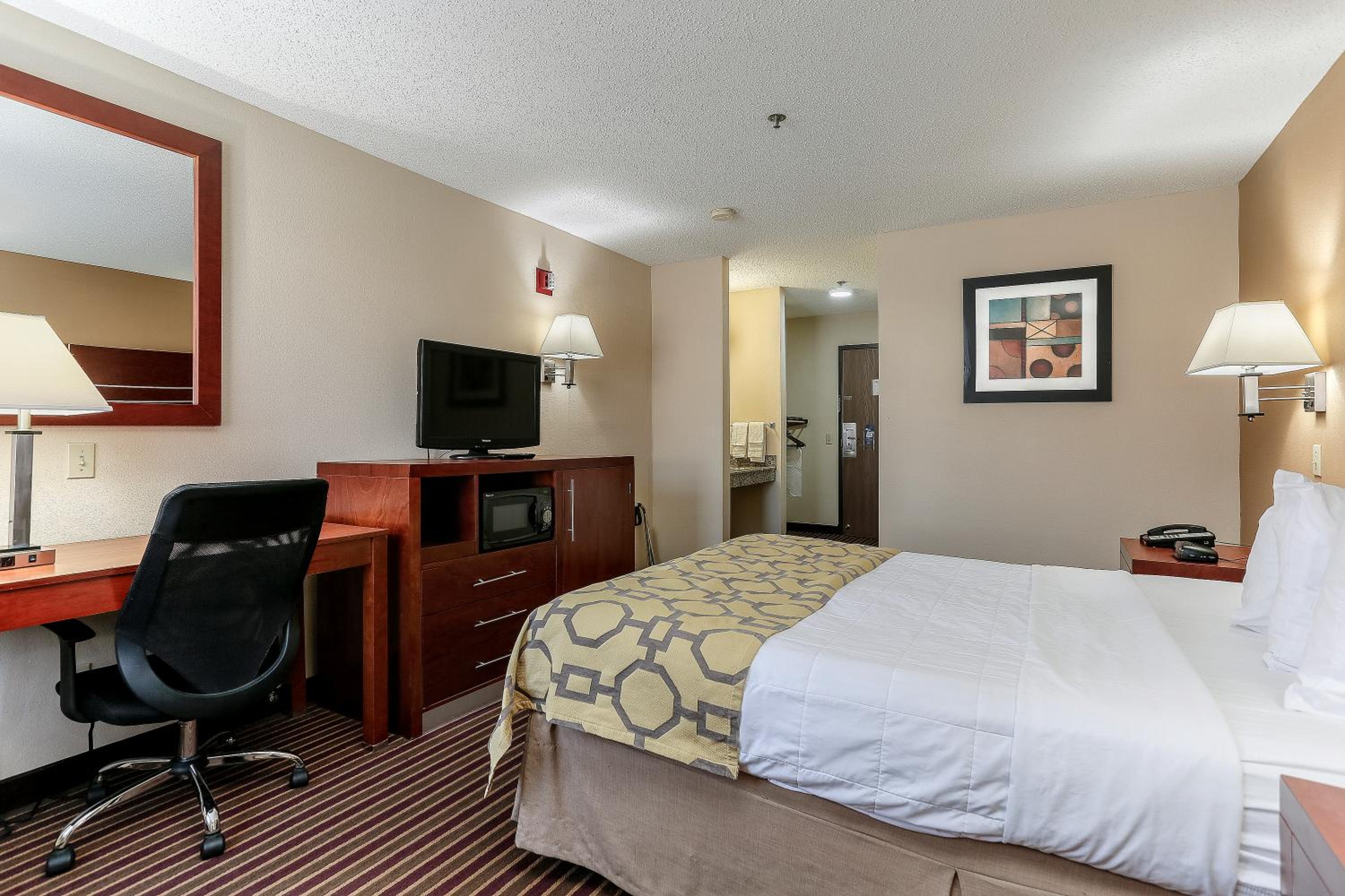 Queen Room - Disability Access/Non-Smoking - Photo 4