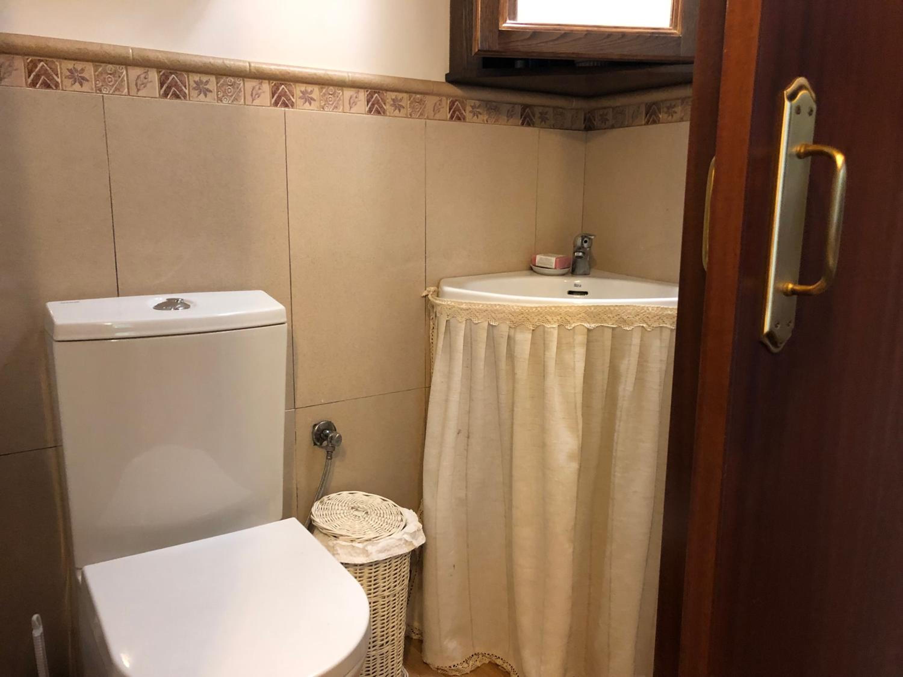 Three-Bedroom House - Photo 19